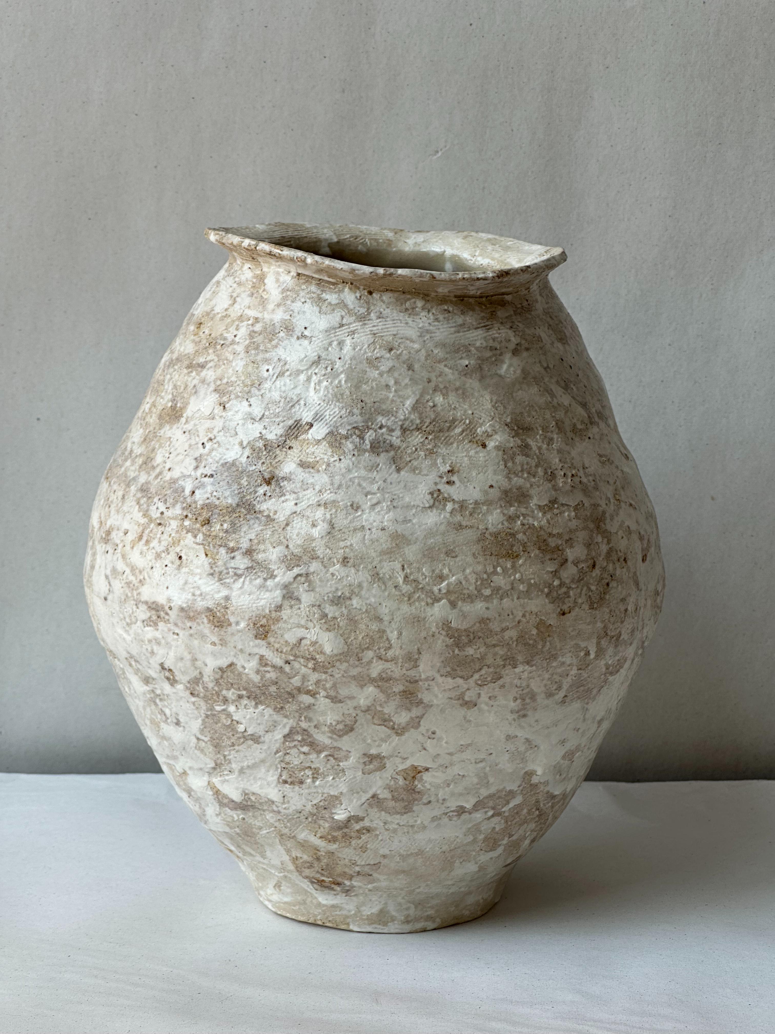 Vaso Sfondyli I in gres rosso di Elena Vasilantonaki in vendita 6