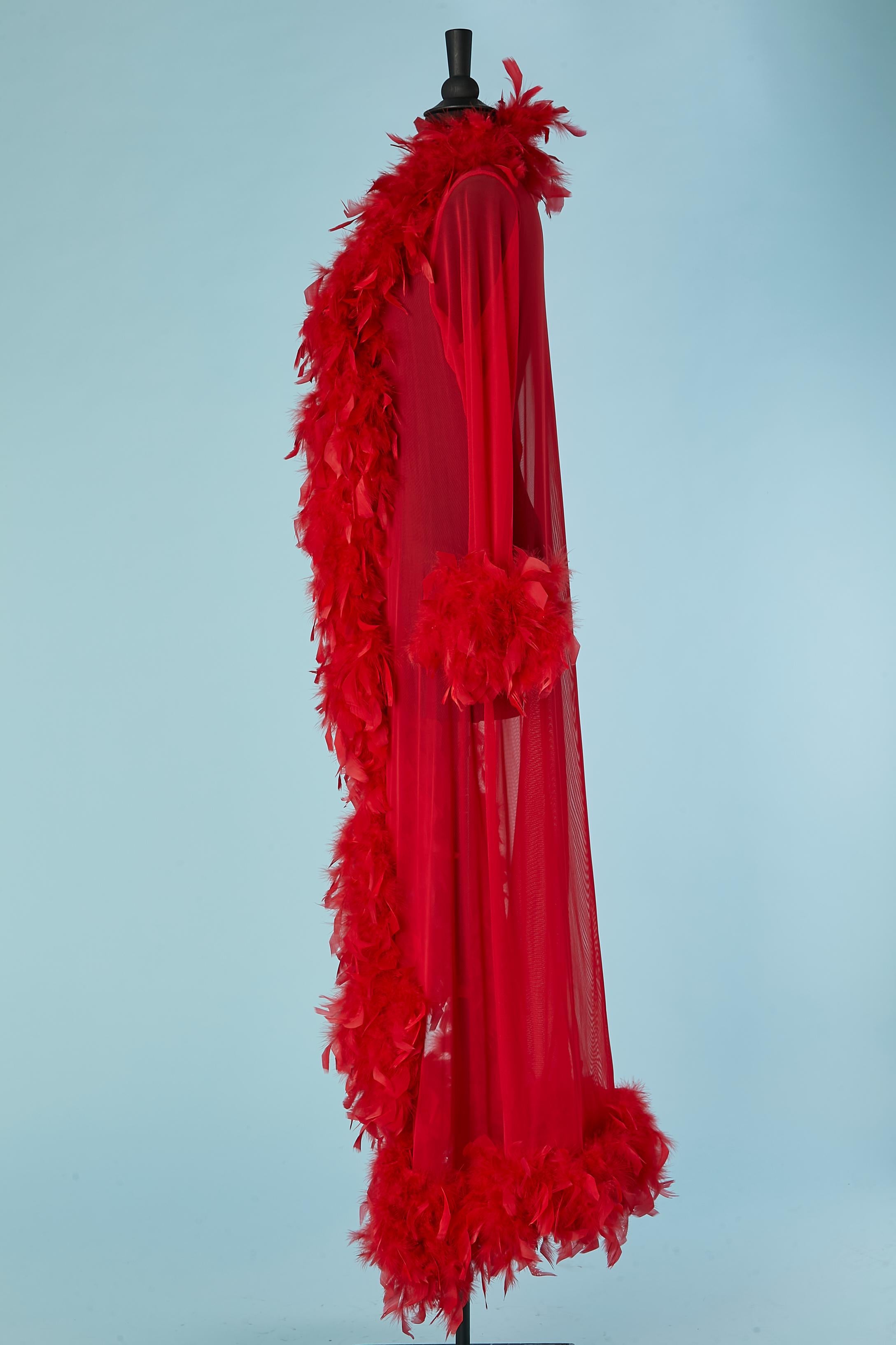 Rotes Stretch-Tüllnegligé mit rotem Federrand im Angebot 2