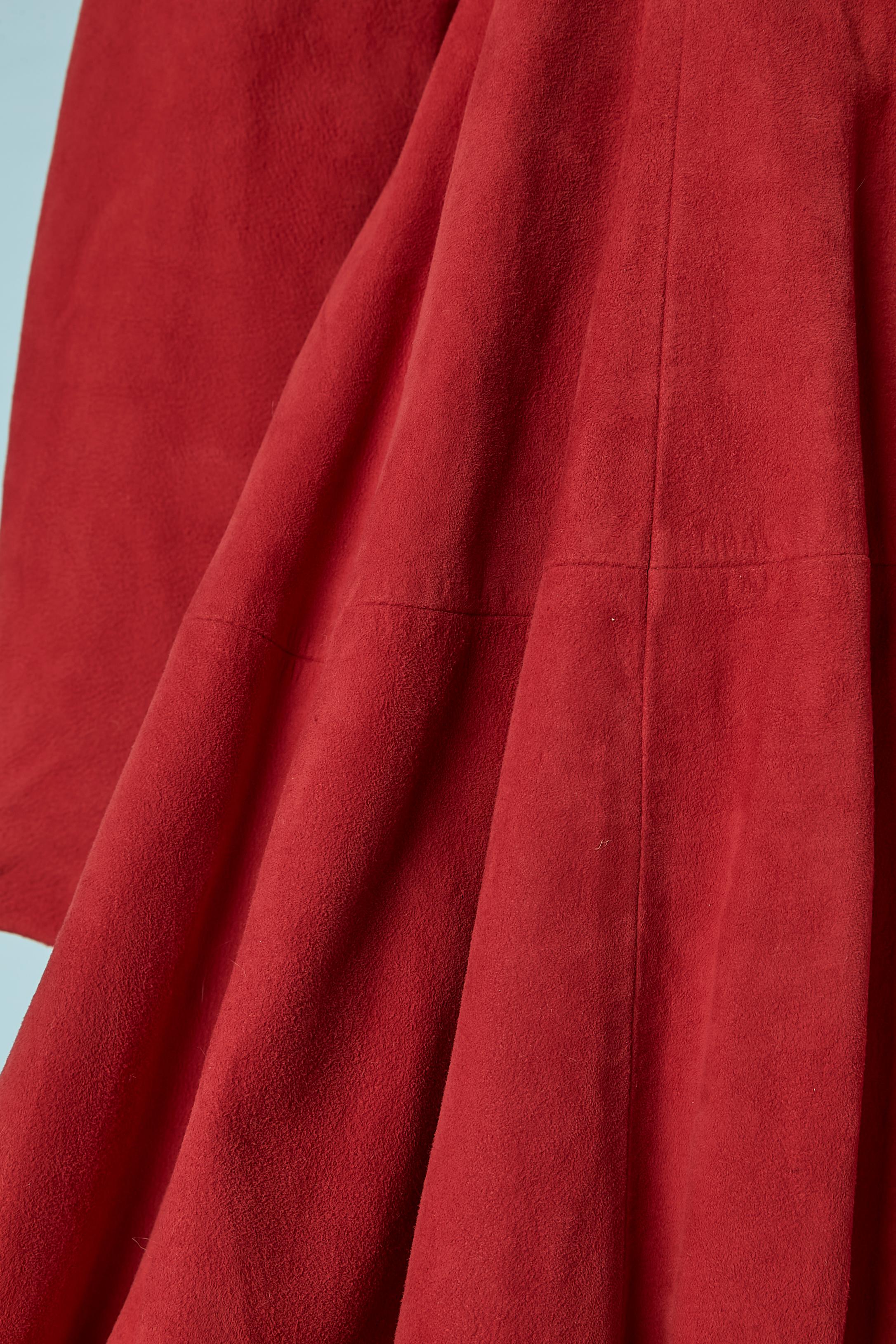 Rotes Wildlederkleid mit langen Ärmeln und offen im Rücken Michael Hoban North Beach im Zustand „Hervorragend“ im Angebot in Saint-Ouen-Sur-Seine, FR