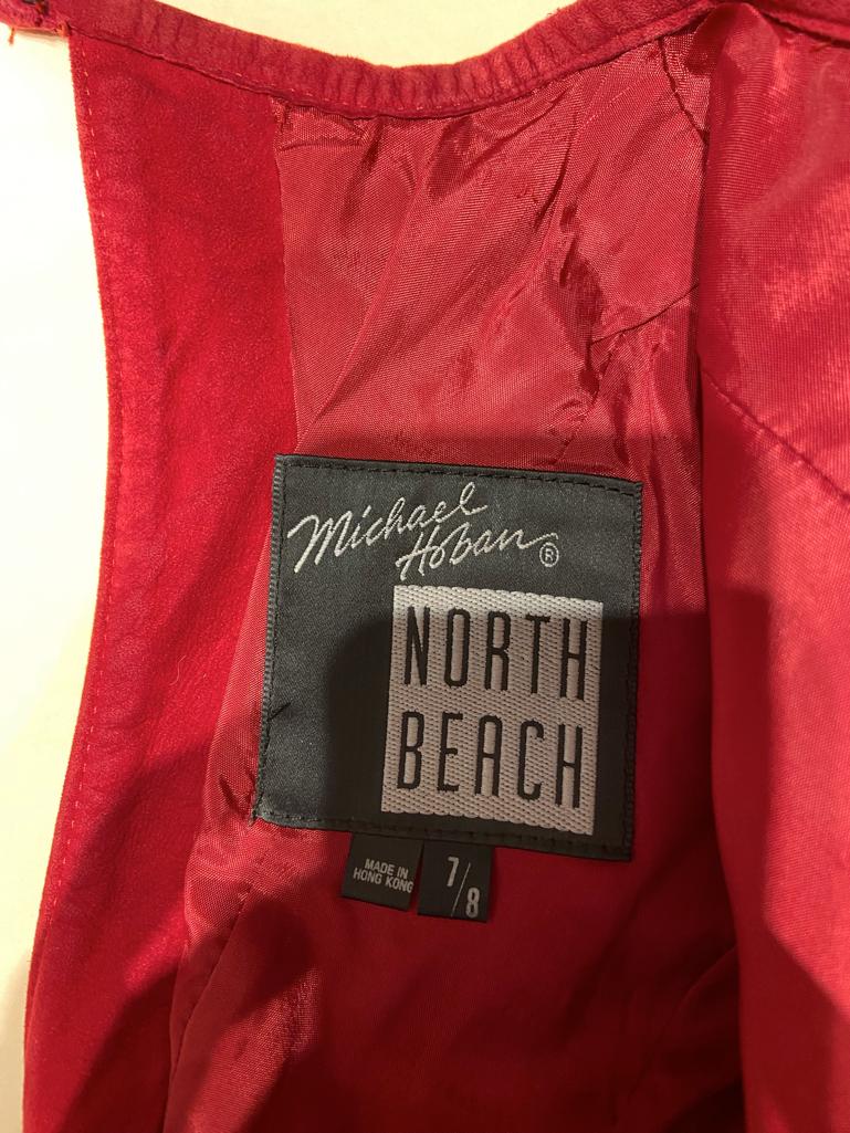 Rotes Wildlederkleid mit langen Ärmeln und offen im Rücken Michael Hoban North Beach im Angebot 2