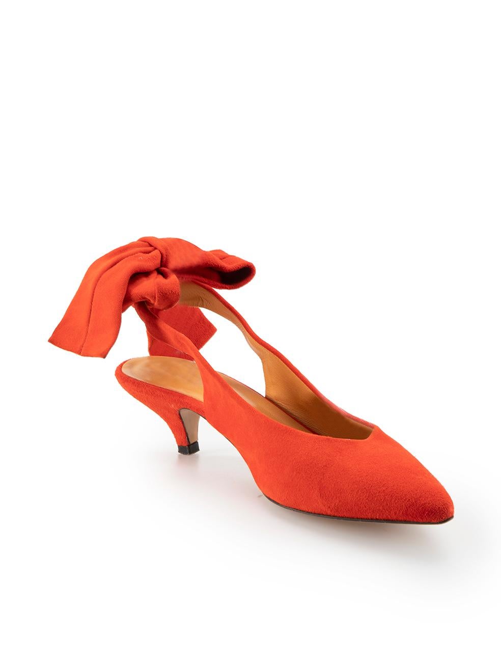 CONDITION is Very good. Minimal wear to heels is evident. Minimal wear to upper with negligible markings at toe and heel, moderate scuffing to sole also present on this used Ganni designer resale item.



Details


Reddish