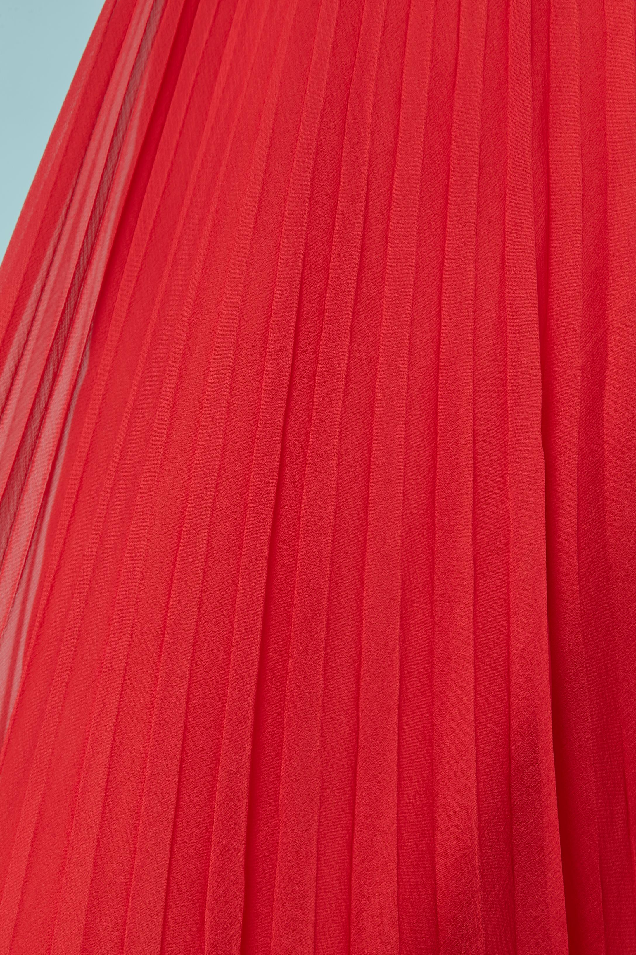 Vestido de noche rojo plisado con lentejuelas y pedrería Lady Garbell en Excelente estado para la venta en Saint-Ouen-Sur-Seine, FR