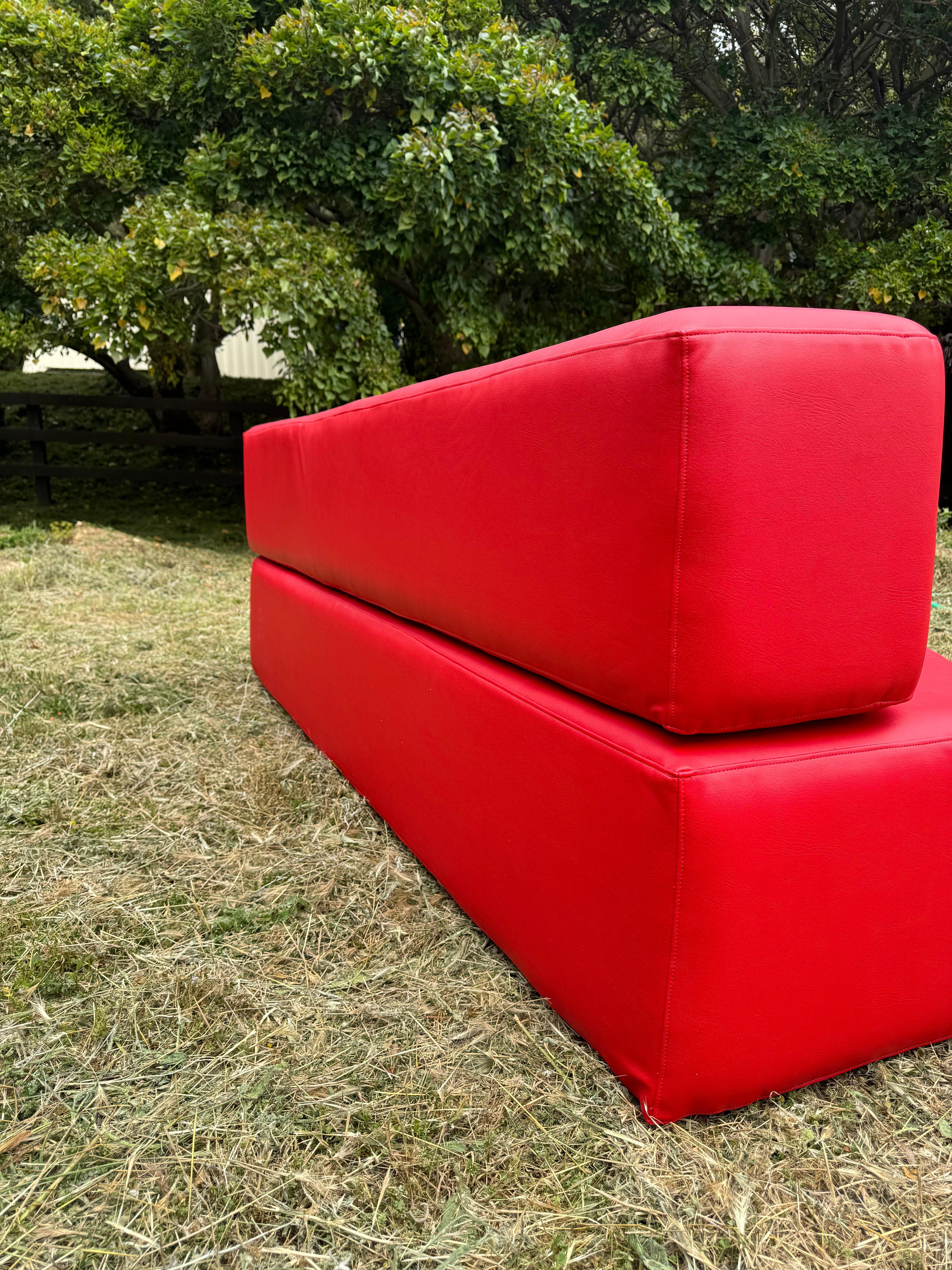 Divano Superonda rosso di Archizoom per Poltronova, anni '70 1