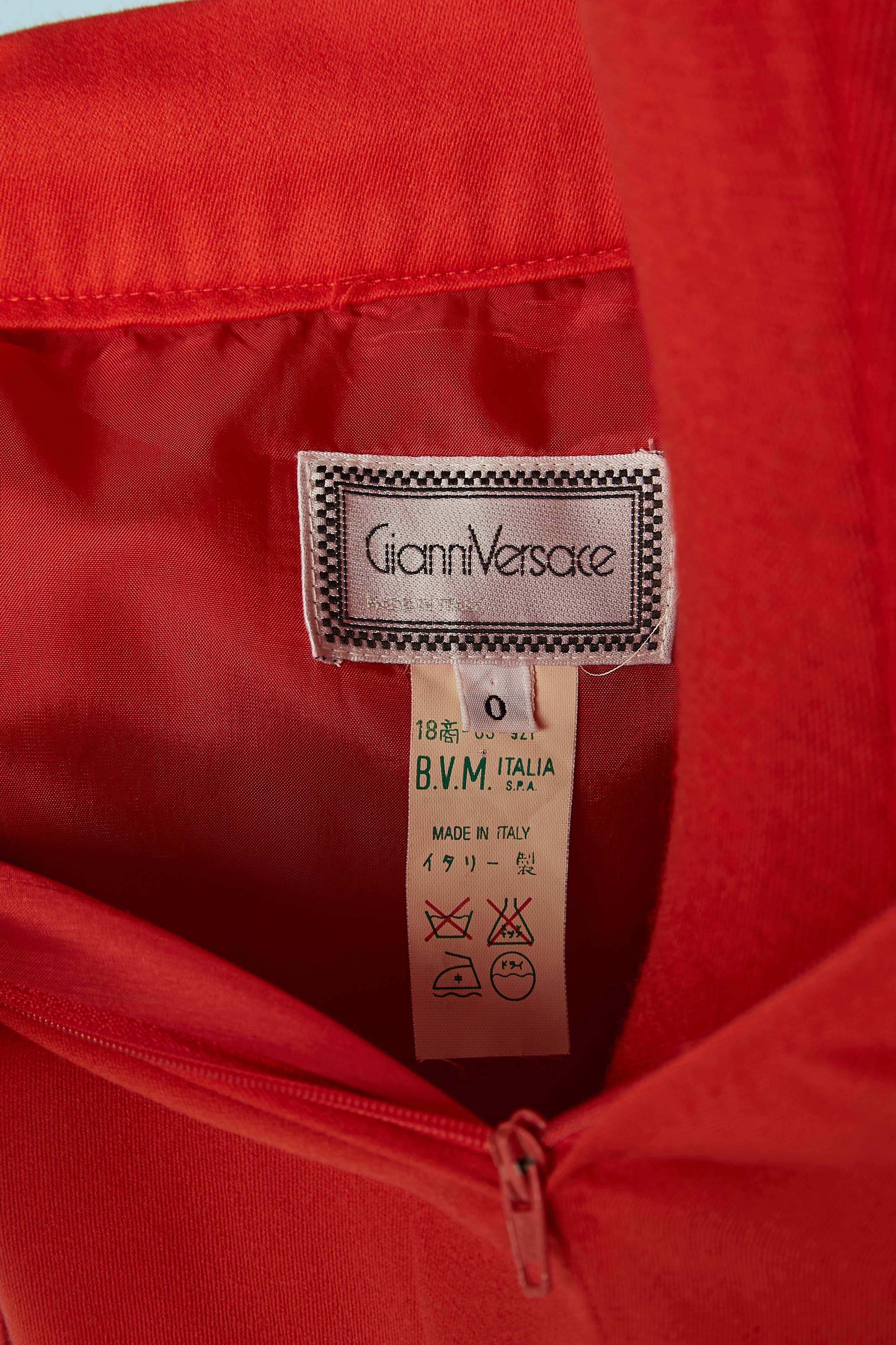 Ensemble pull et jupe rouges Giani Versace  en vente 2