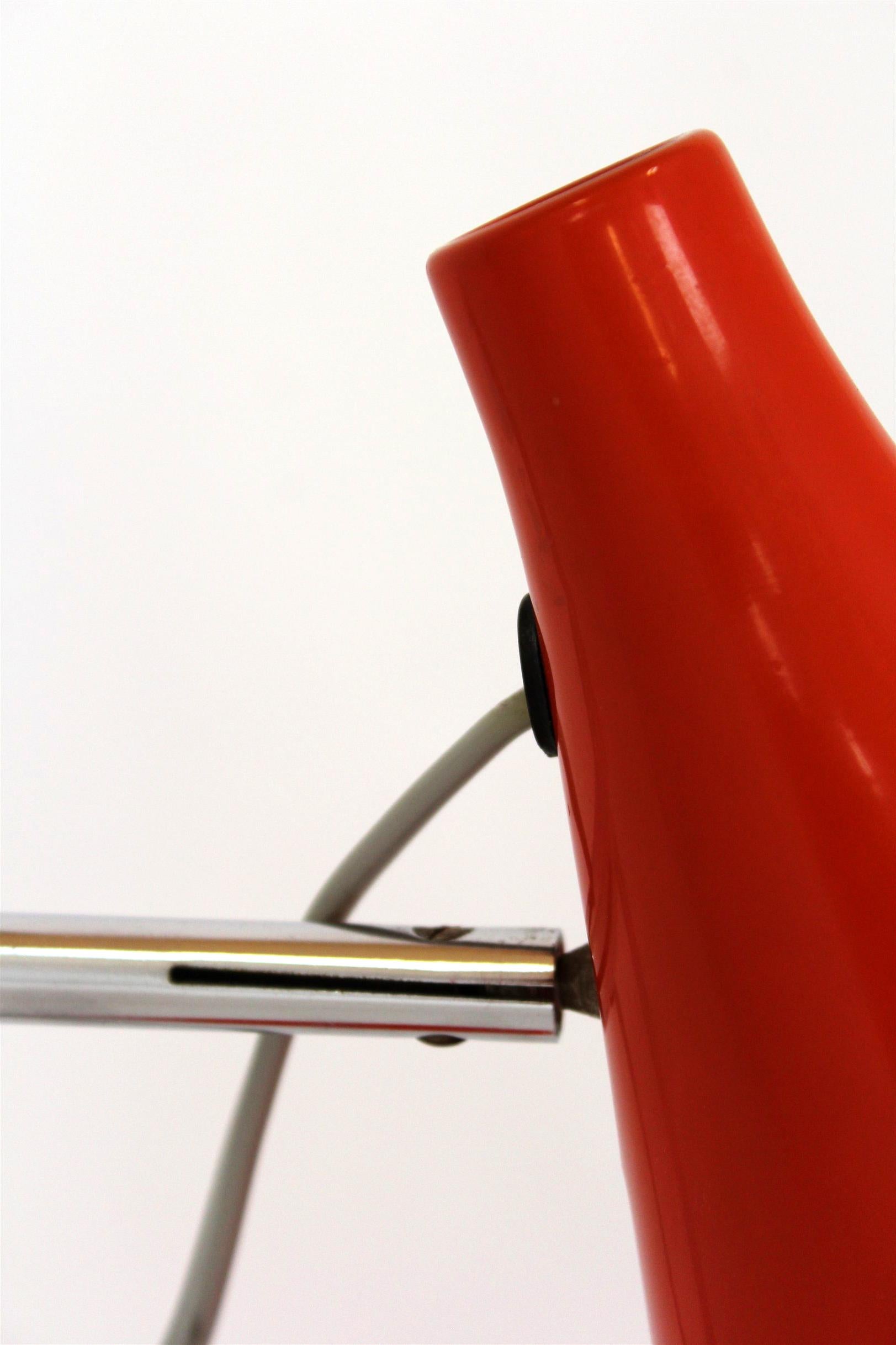 Lampe de table rouge attribuée à Josef Hurka, Lidokov, 1970 en vente 2