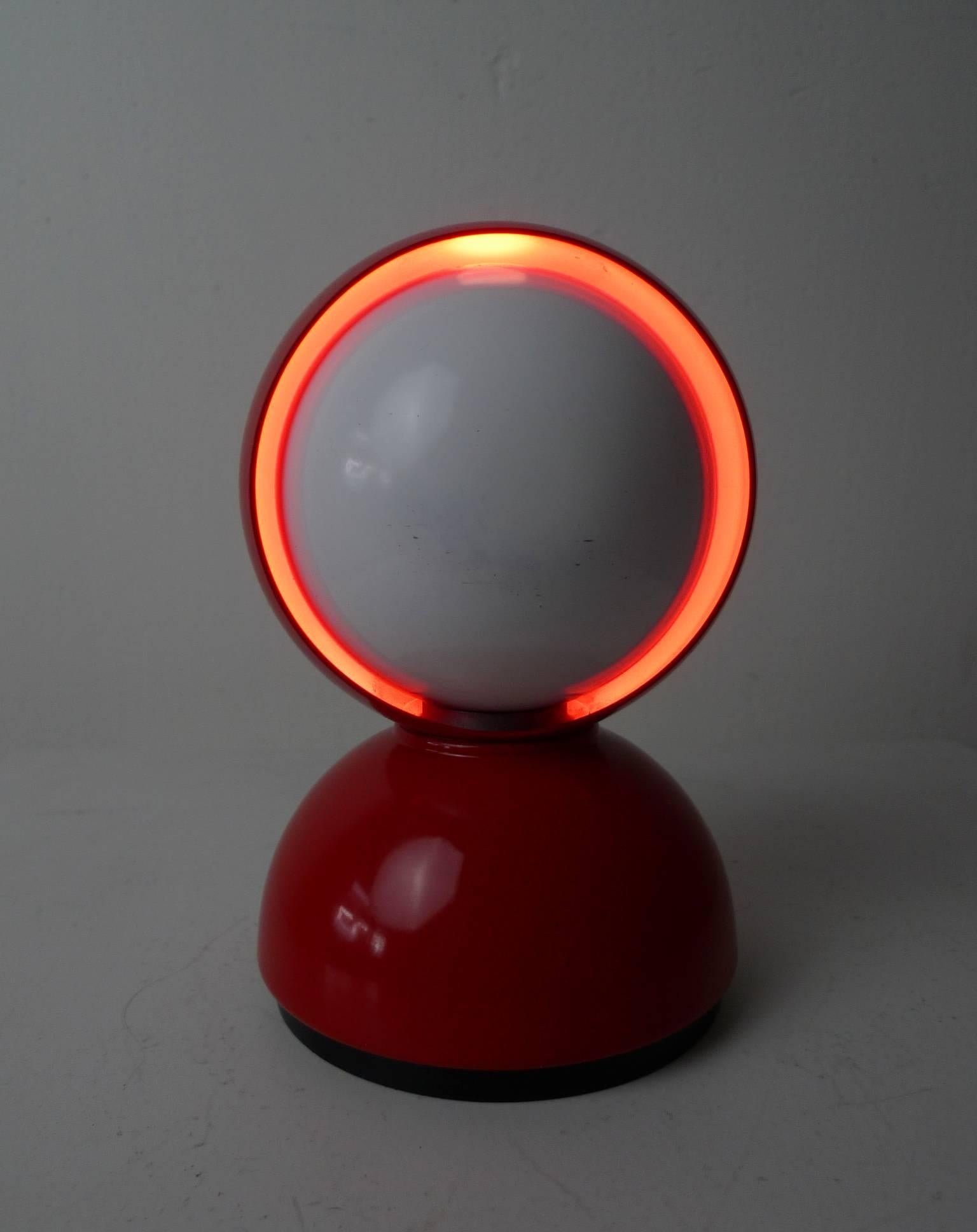 Plastic Red Table Lamp Eclisse by Vico Magistretti for Artemide, Italy, 1960s