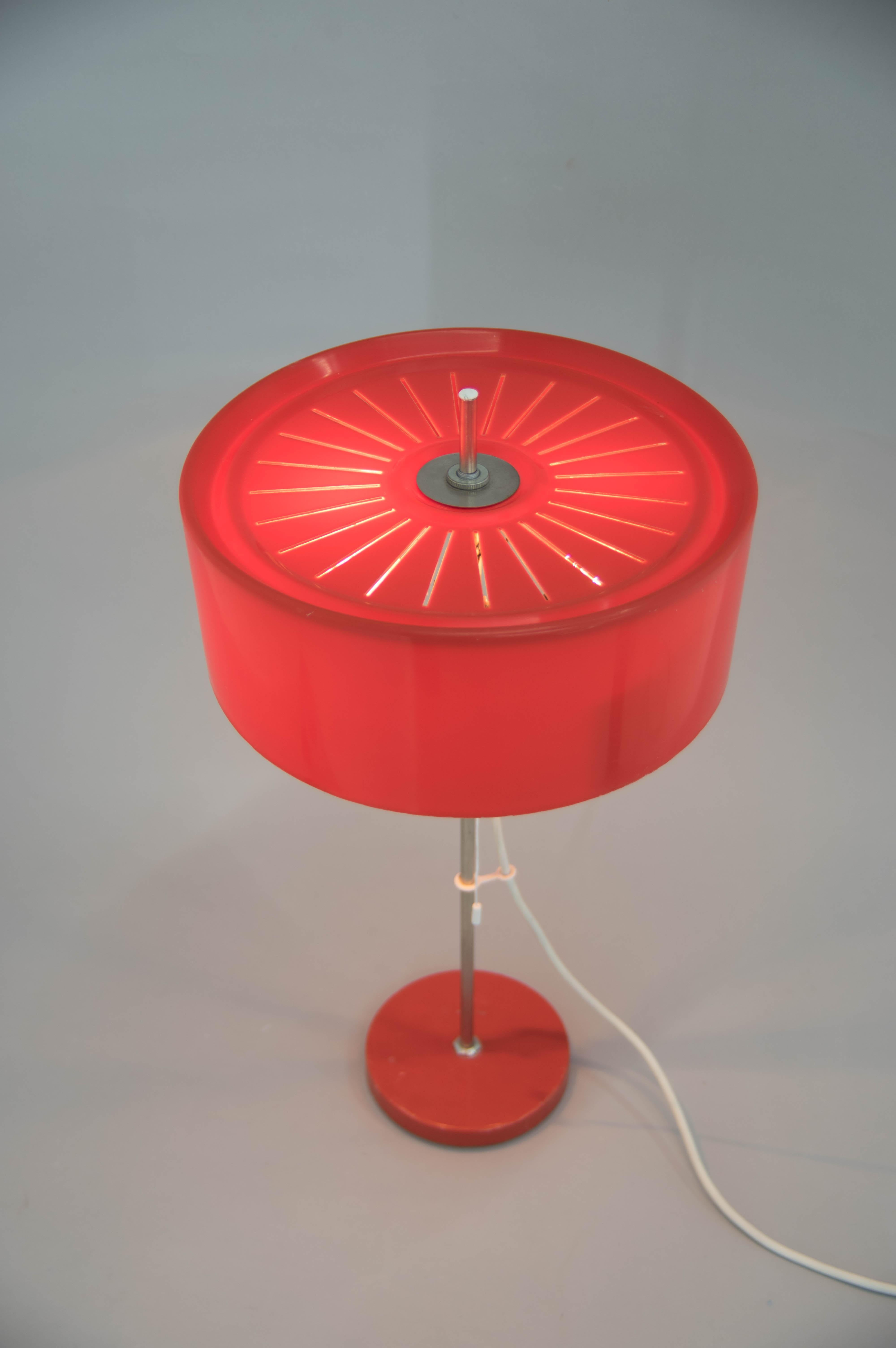 Mid-Century Modern Red Table Lamp with Adjustable Height, Czechoslovakia, 1960s For Sale