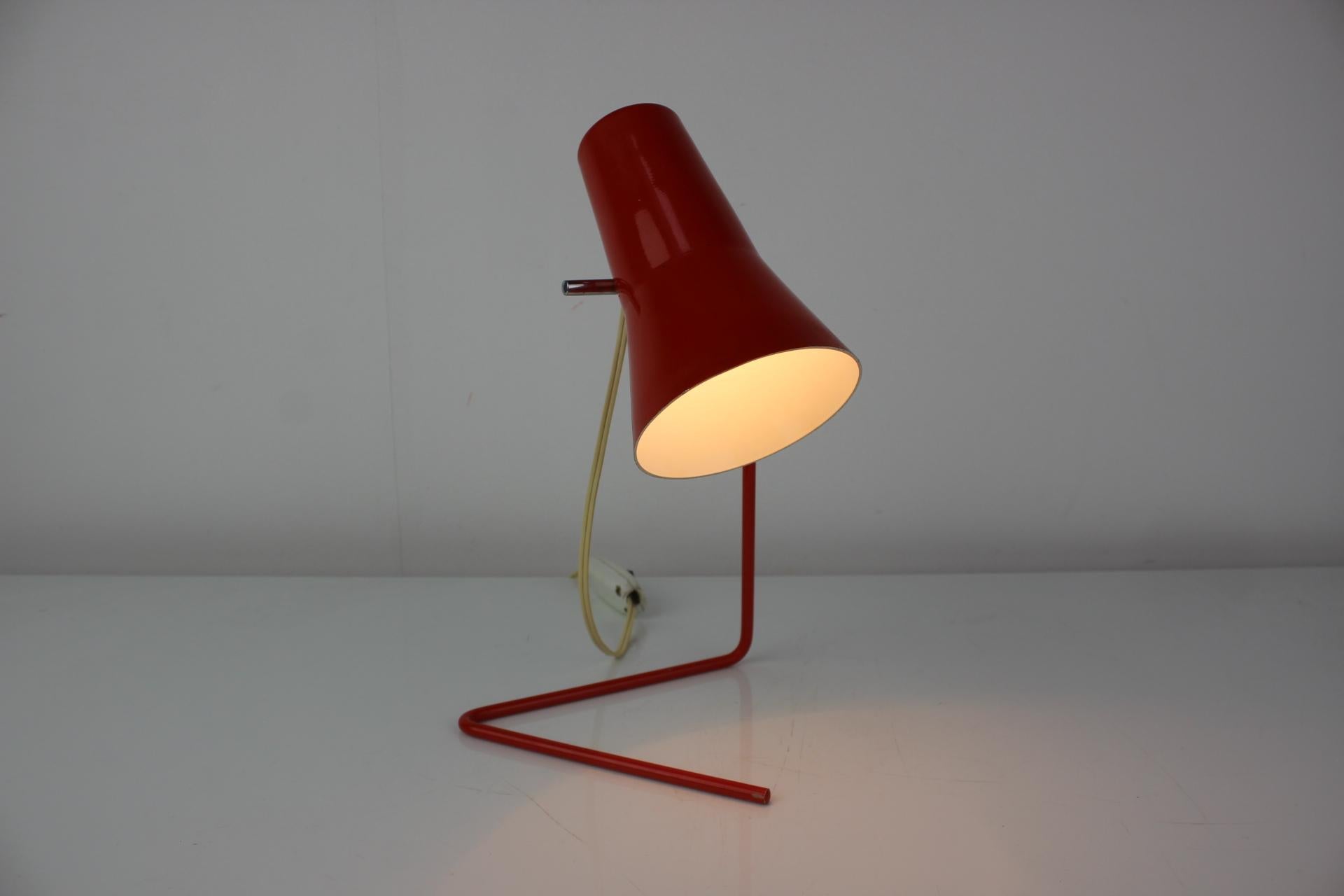 Red Table Lamp with Adjustable Shade by Hurka for Drupol, 1960s In Good Condition For Sale In Praha, CZ