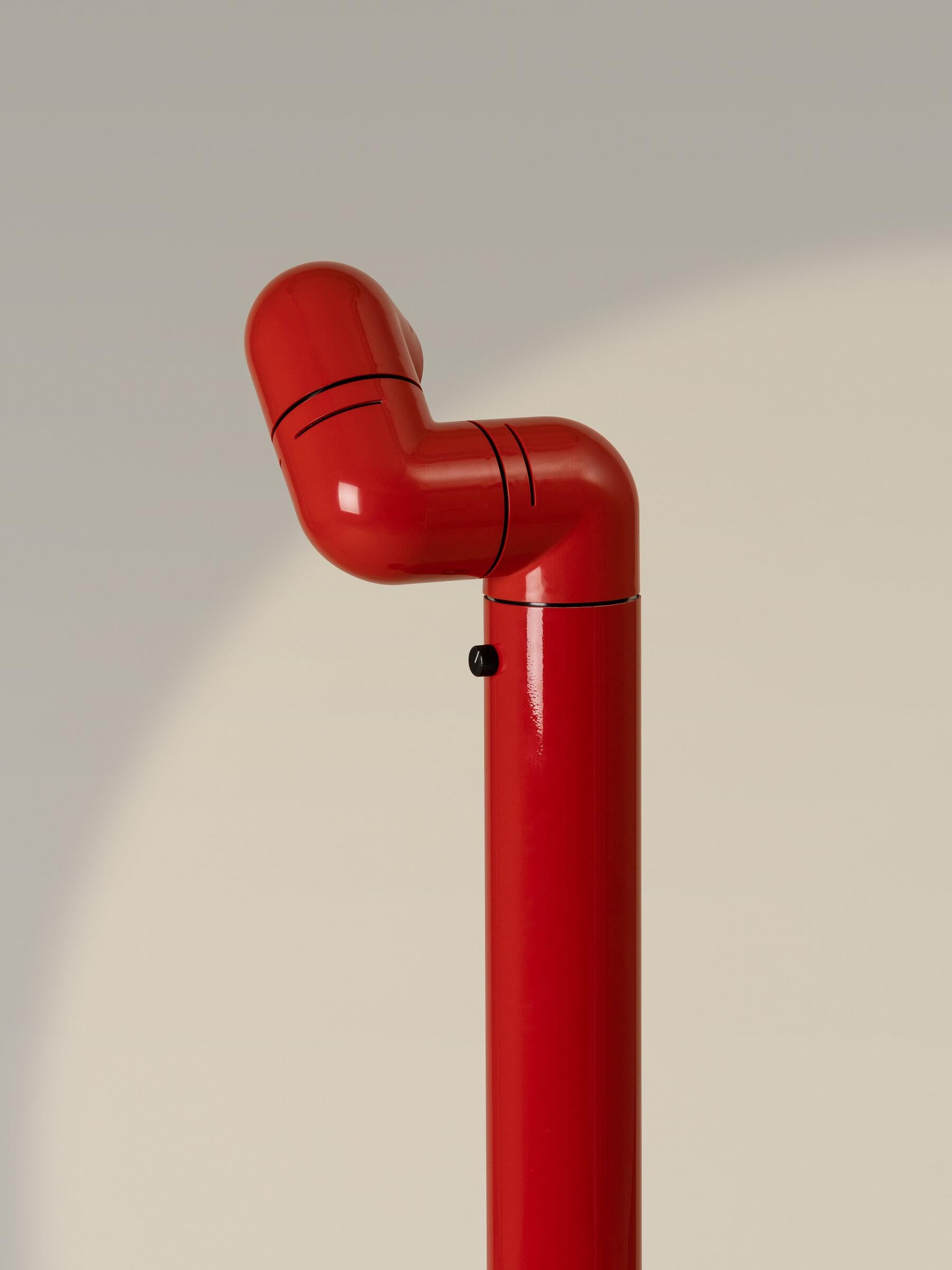 Métal Lampadaire Tatu rouge par André Ricard en vente