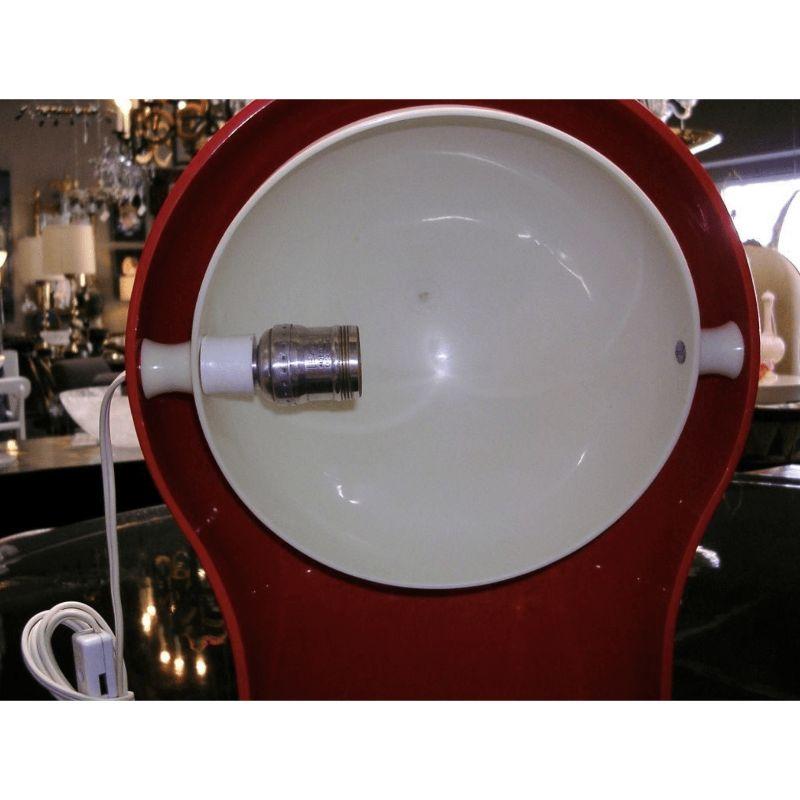 Red Telegono Lamp for Artemide by Vico Magistretti In Good Condition For Sale In Los Angeles, CA