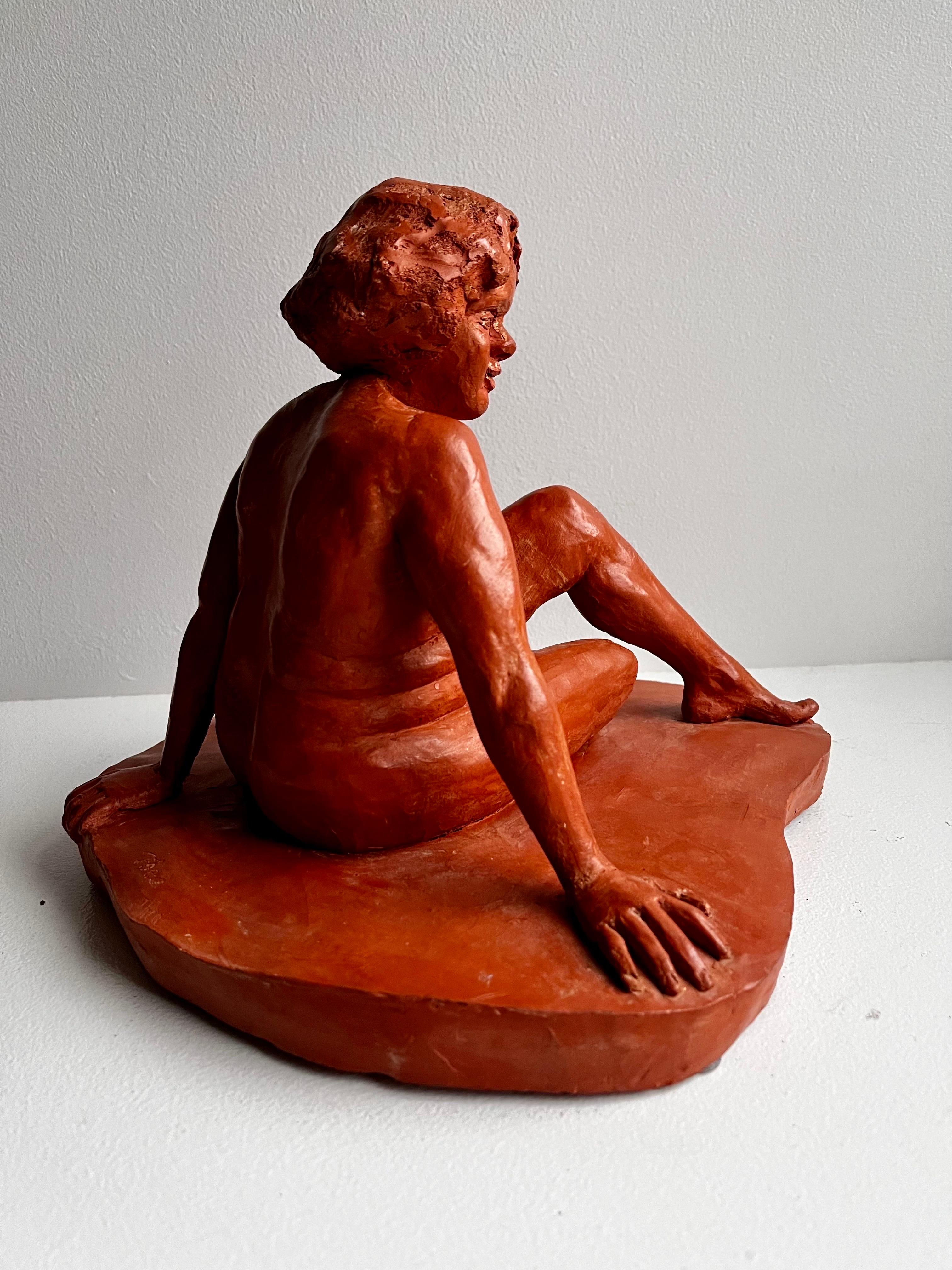 Red Terracotta Sculpture of Seated Nude, circa 1960 In Good Condition For Sale In Philadelphia, PA