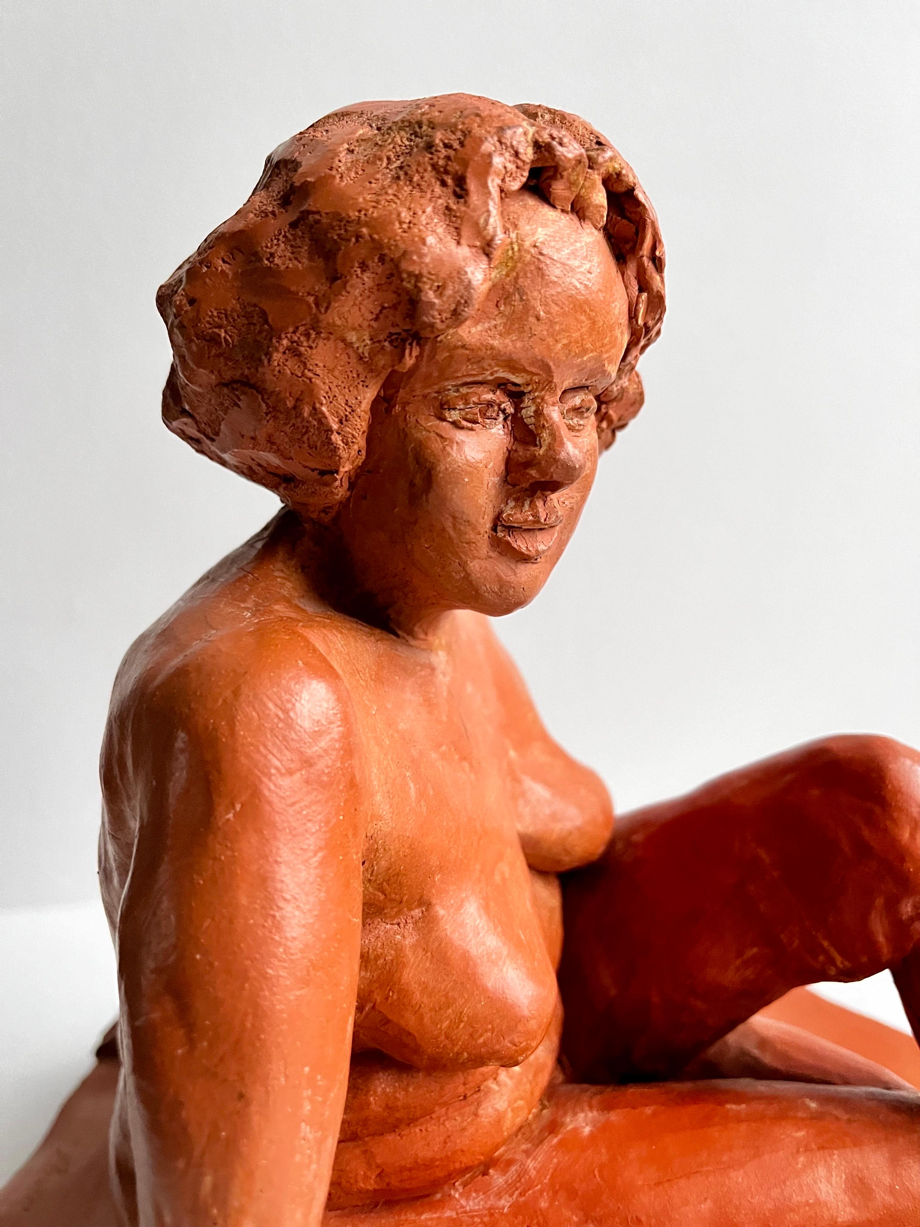 Red Terracotta Sculpture of Seated Nude, circa 1960 For Sale 3