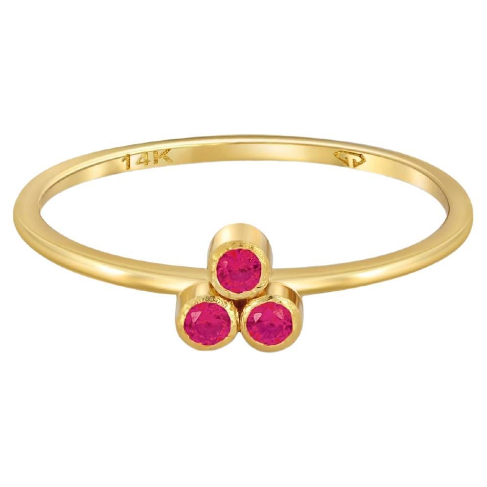 Red Three Stone 14k gold ring