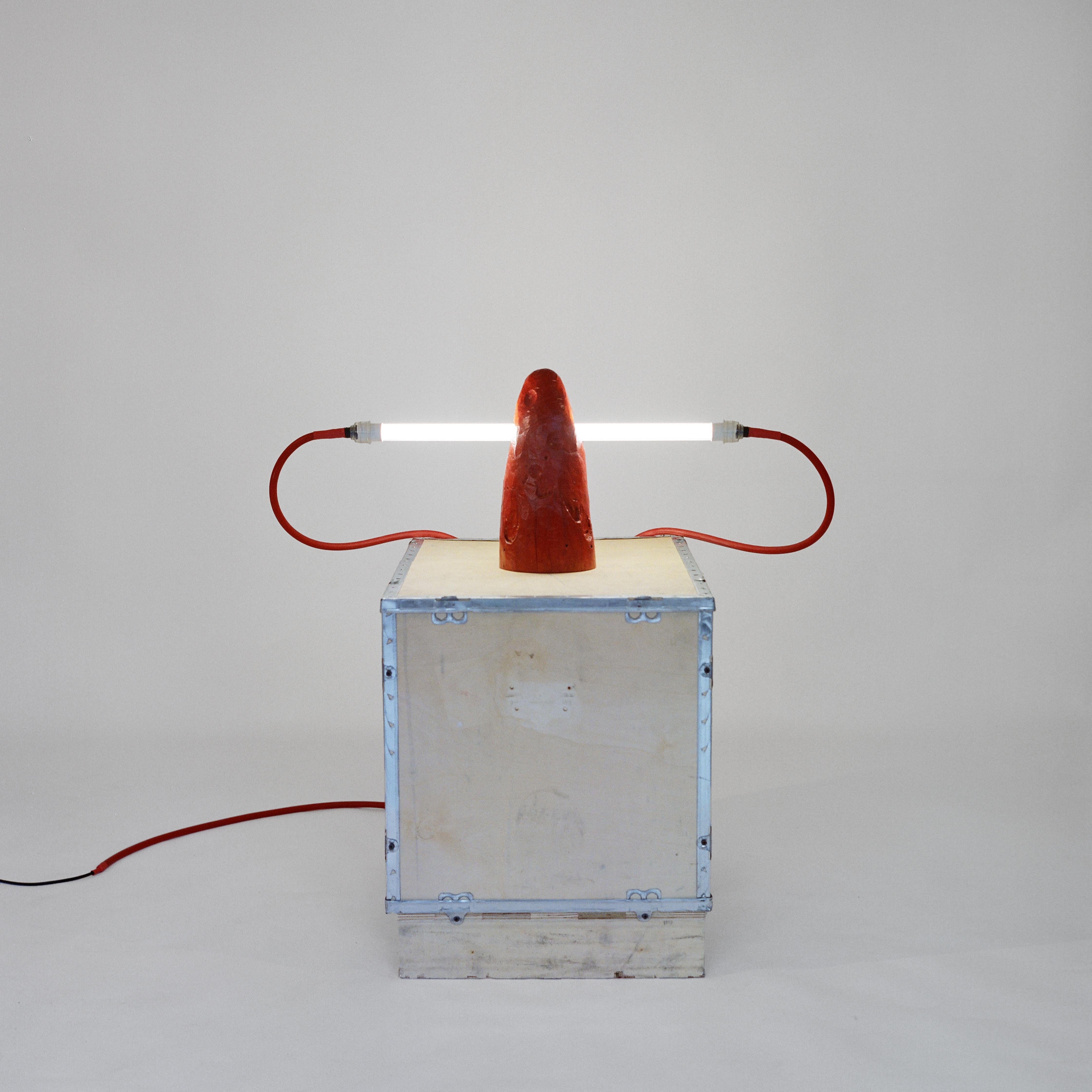Red Thumb Table Lamp by Henry D'ath In New Condition For Sale In Geneve, CH