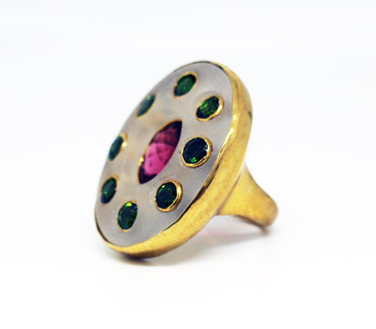 MAIKO NAGAYAMA Red Tourmaline and Hand Carved Rock Crystal Contemporary Ring For Sale 5