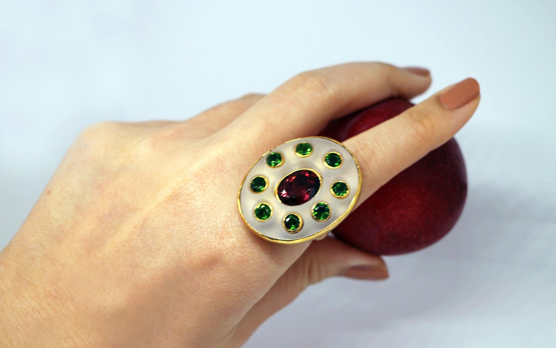 MAIKO NAGAYAMA Red Tourmaline and Hand Carved Rock Crystal Contemporary Ring For Sale 7