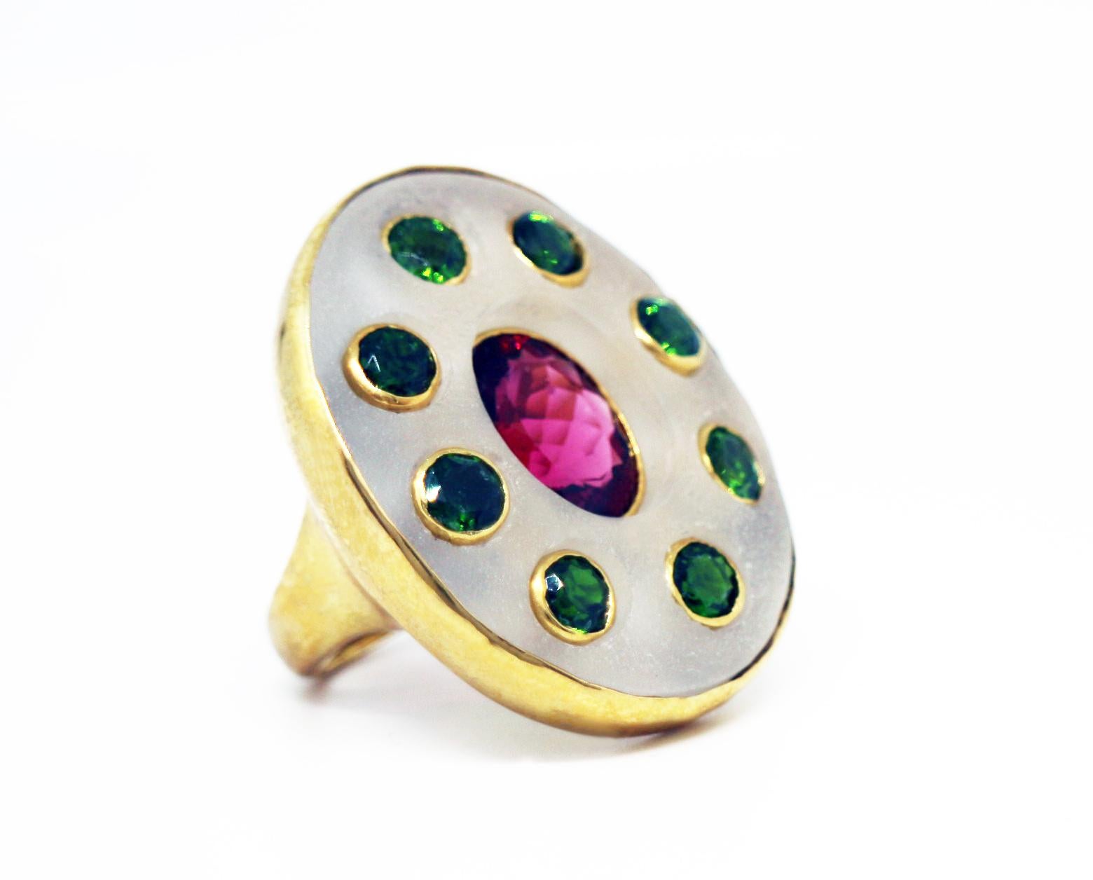 MAIKO NAGAYAMA Red Tourmaline and Hand Carved Rock Crystal Contemporary Ring In New Condition For Sale In London, Mayfair