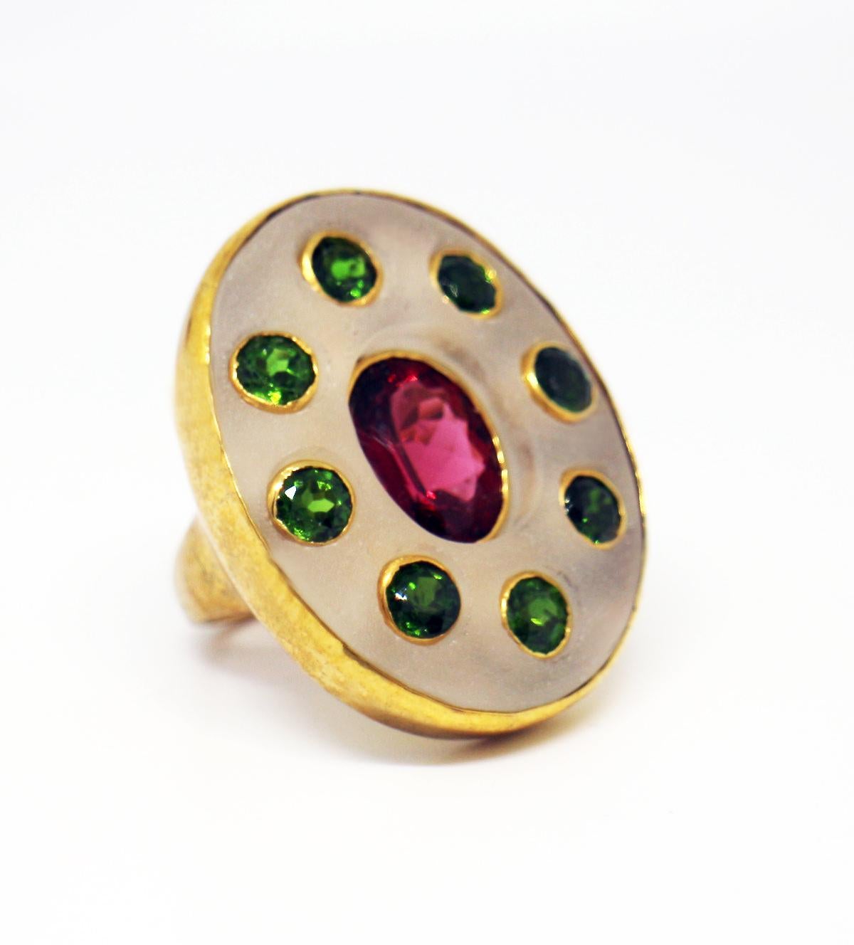 MAIKO NAGAYAMA Red Tourmaline and Hand Carved Rock Crystal Contemporary Ring For Sale 3
