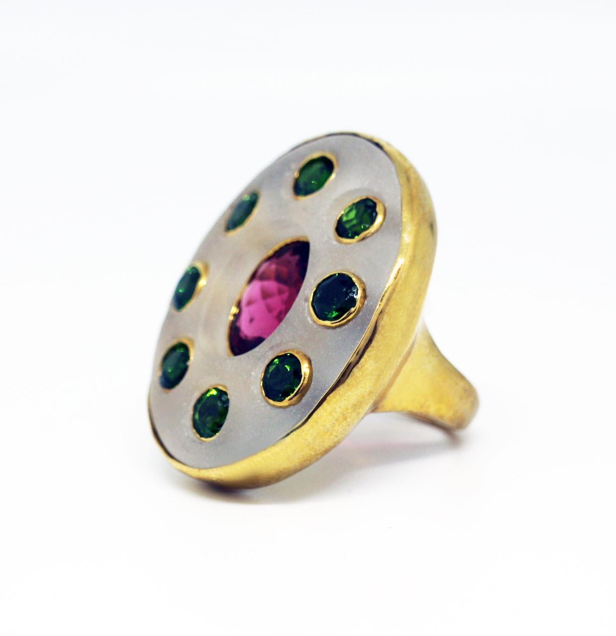 MAIKO NAGAYAMA Red Tourmaline and Hand Carved Rock Crystal Contemporary Ring For Sale 4