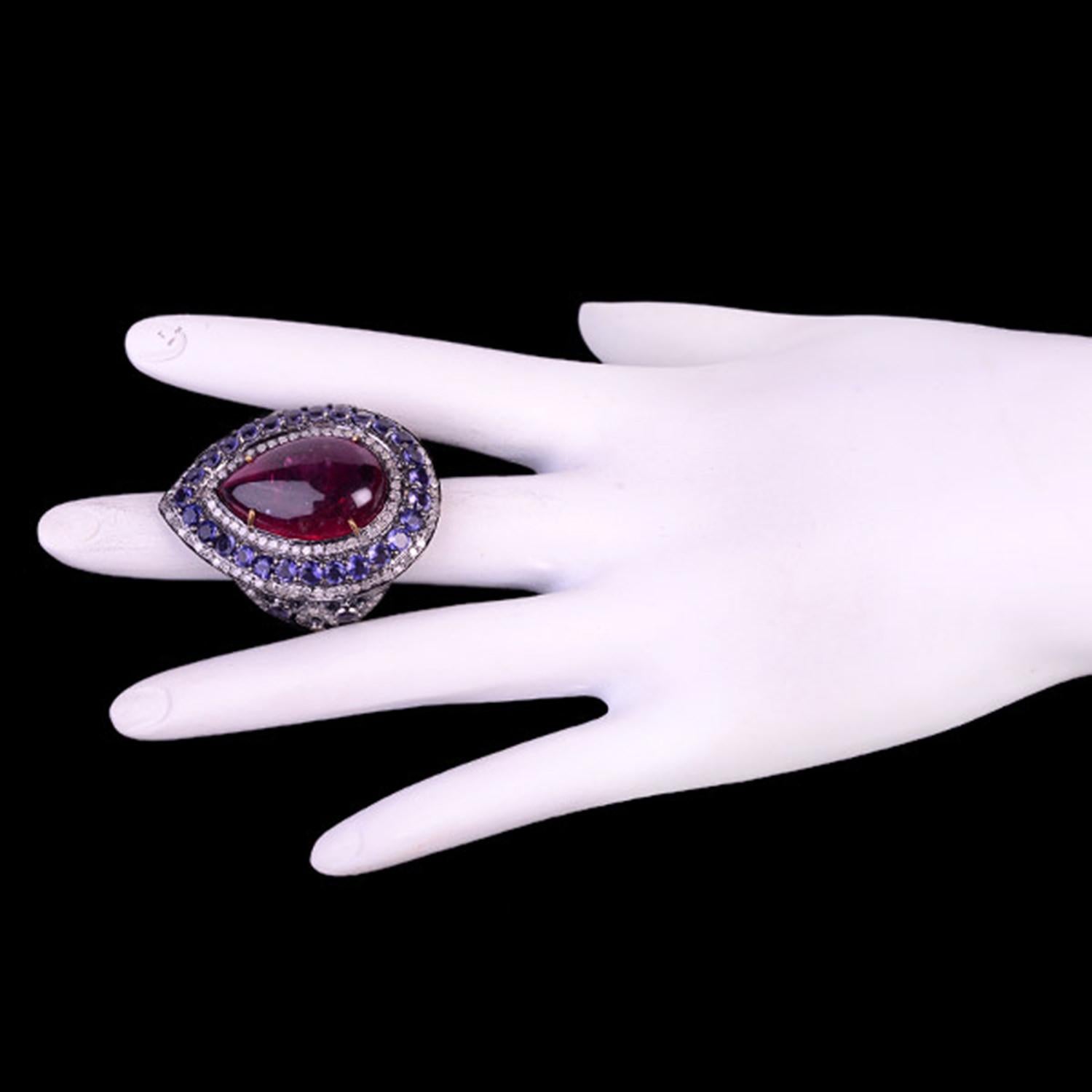 Iolith-Ring aus 18 Karat Gold und Silber mit rotem Turmalin und Diamant (Cabochon) im Angebot