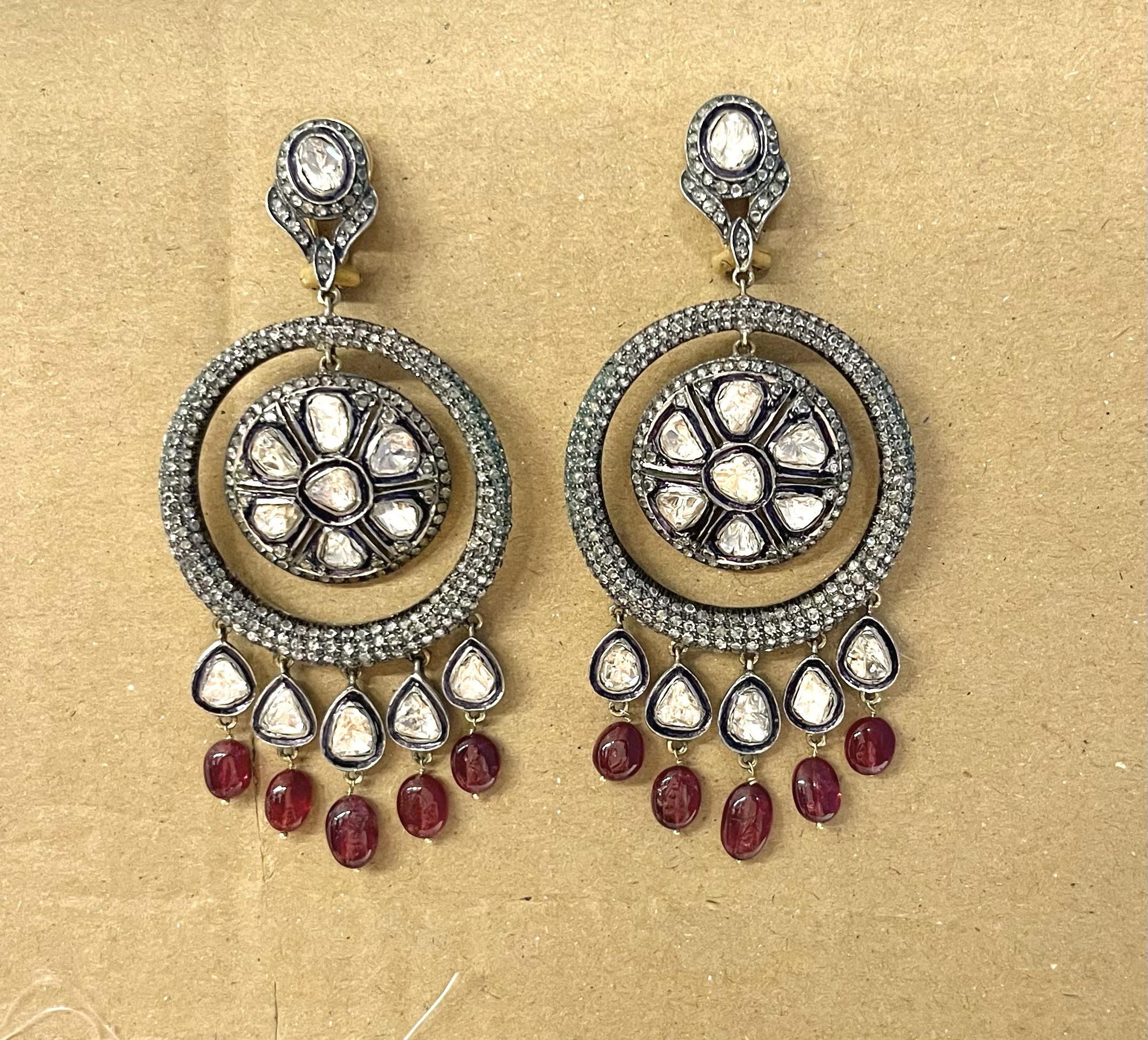 Red Tourmaline Diamonds Yellow Gold Silver Chandelier Drop Earrings Diamond In Good Condition For Sale In Milano, IT