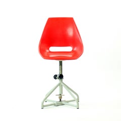 Red Tram Chair By Miroslav Navratil For Vertex, 1960s