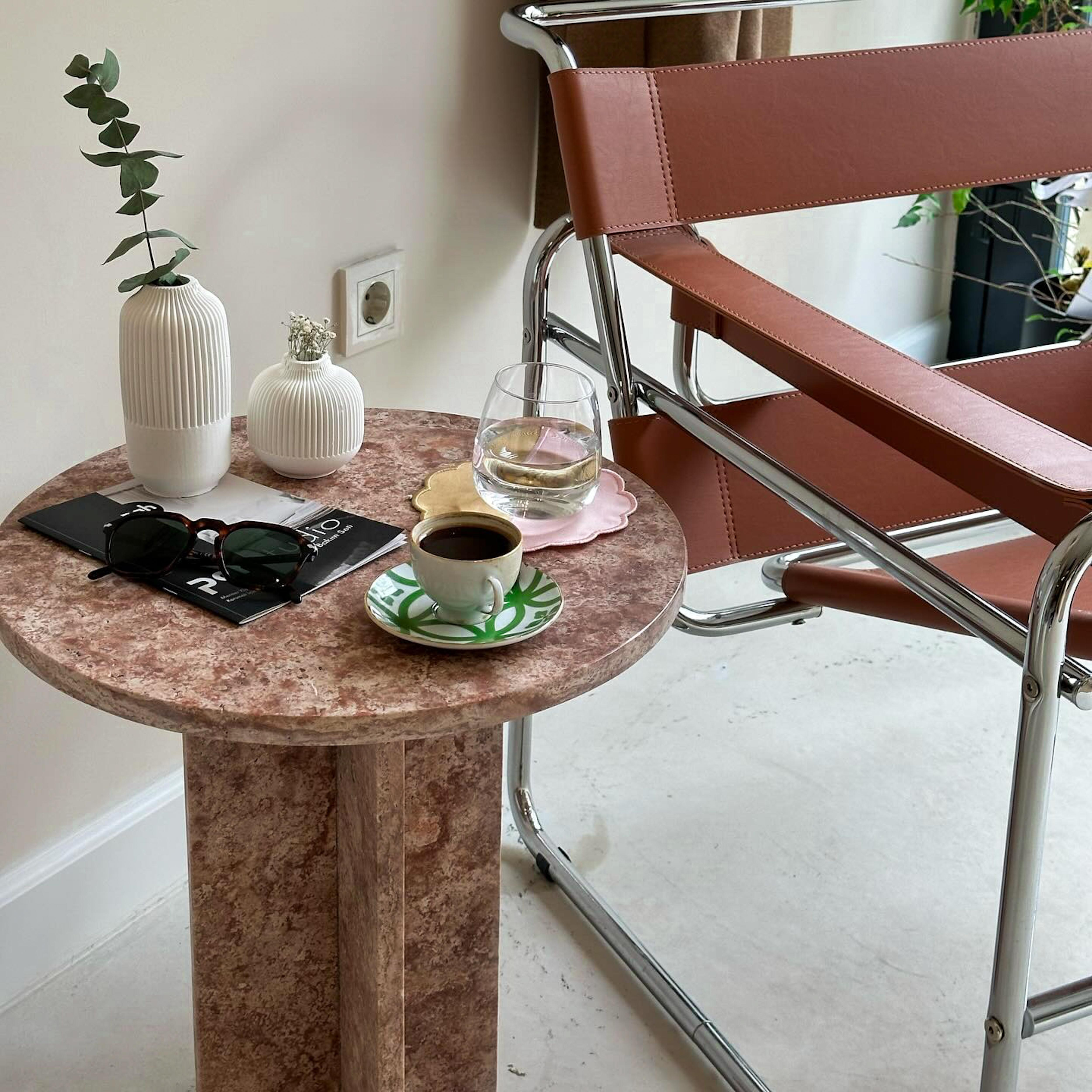 Red Travertine Coffee Table - Red Marble Side Table - Marble End Table In New Condition For Sale In İnegöl, TR