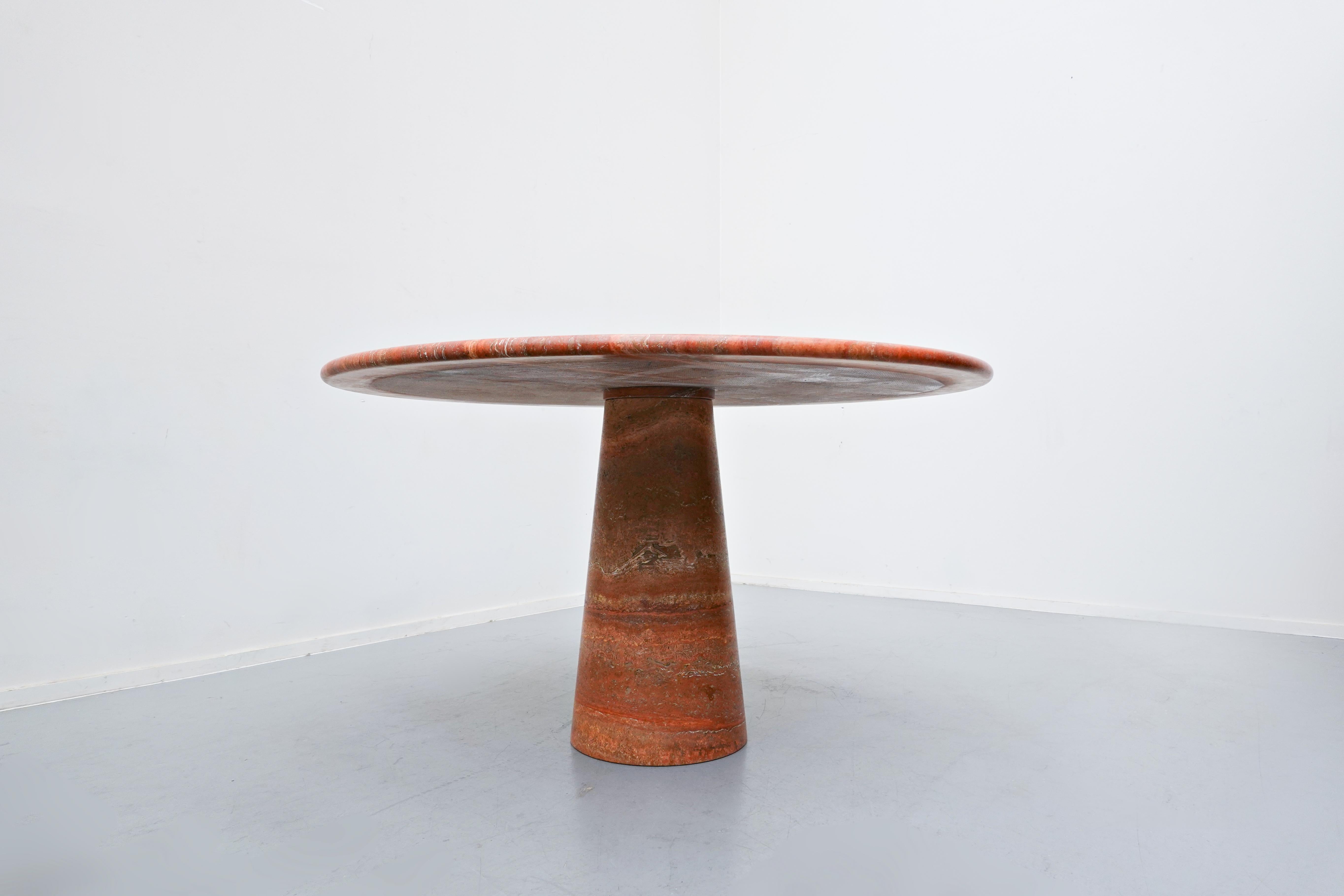 Late 20th Century Italian Red Travertine Dining Table in Style of Angelo Mangiarotti, 1970s