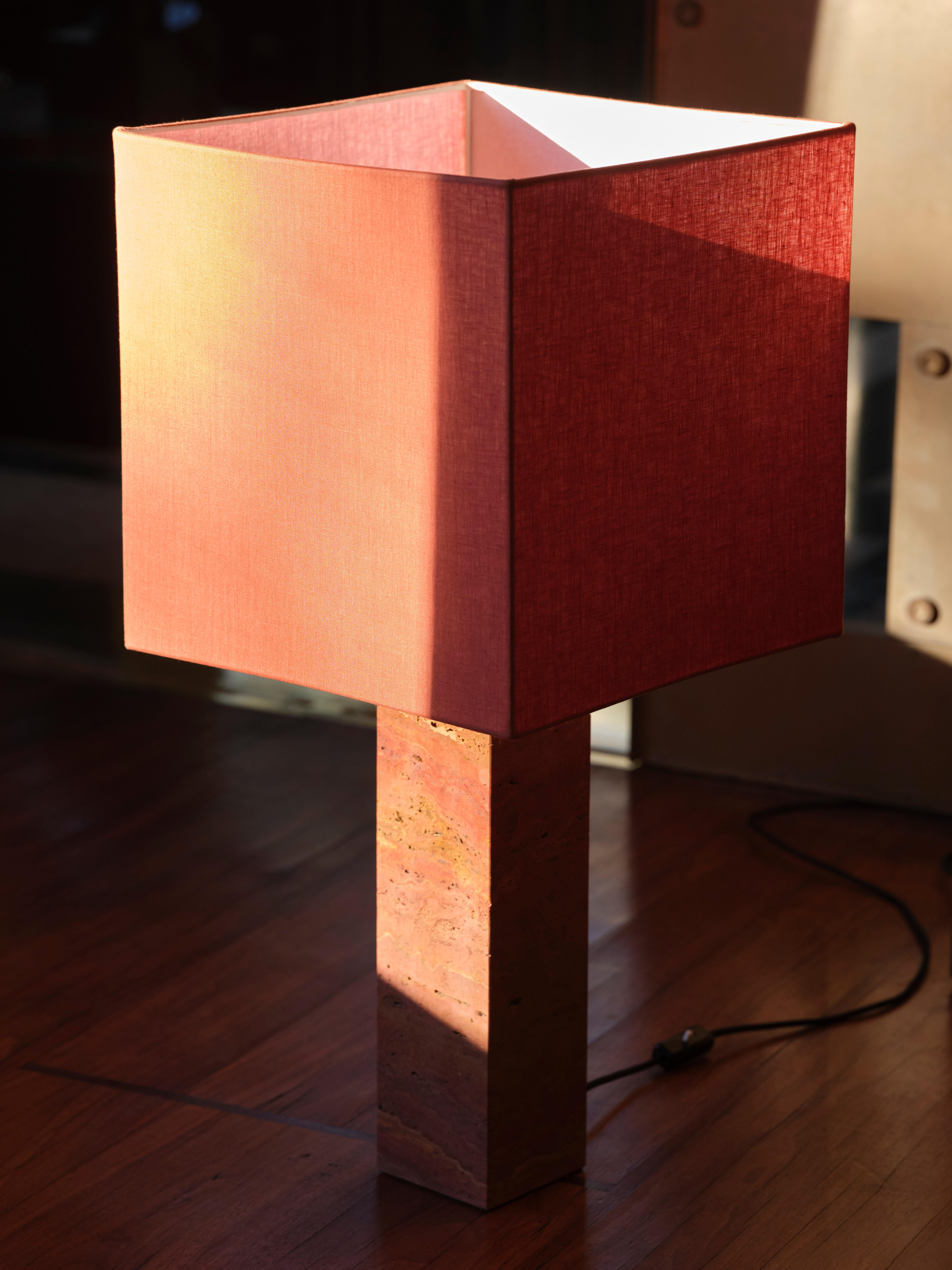 Red Travertine Large Roma 1 Square Table Lamp by NASSI In New Condition For Sale In Geneve, CH