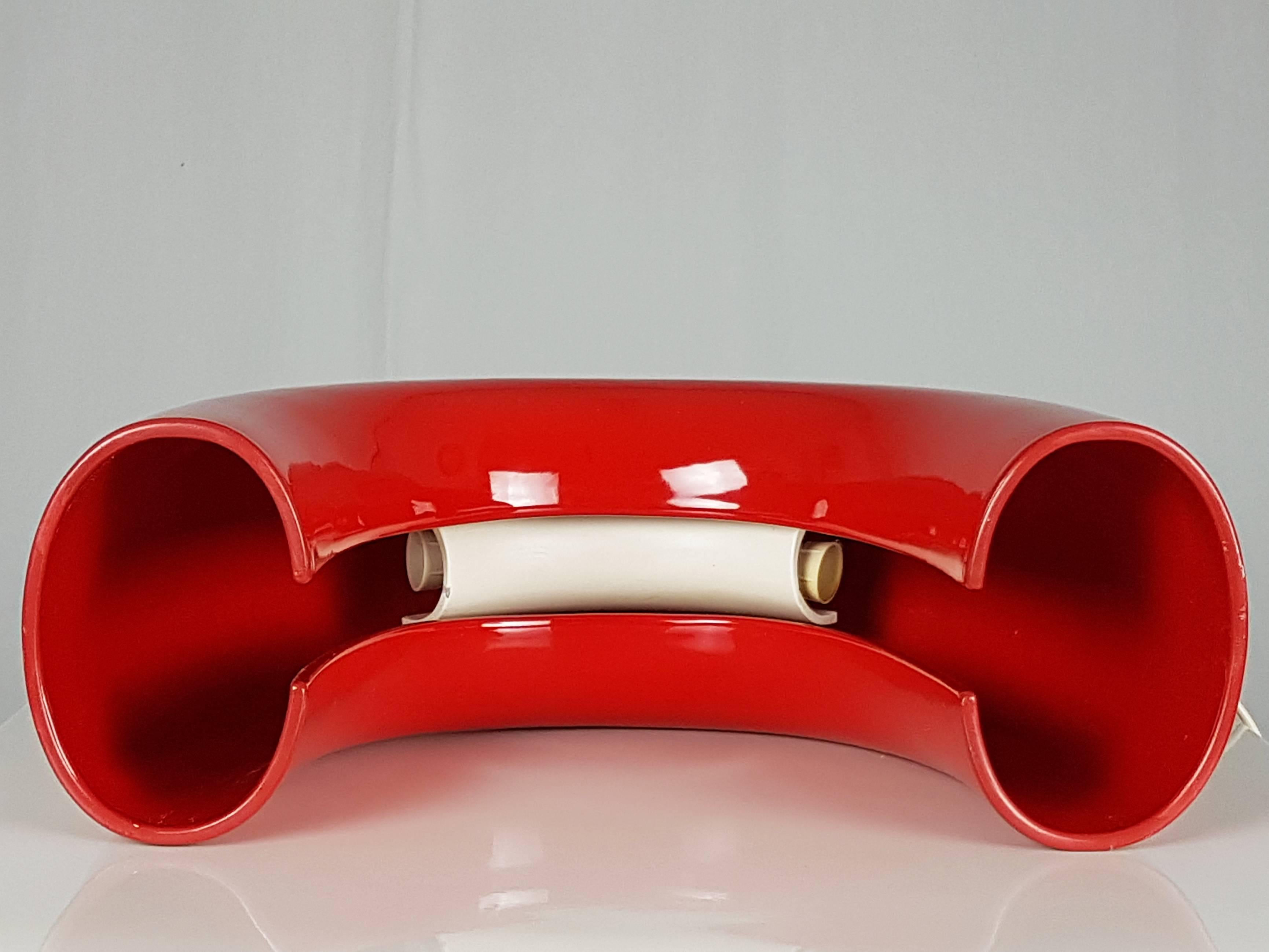 Vernissé Lampe de table Tubo rouge de Tomoko Tsuboi Ponzio pour Ceramica Franco Pozzi:: 1968 en vente