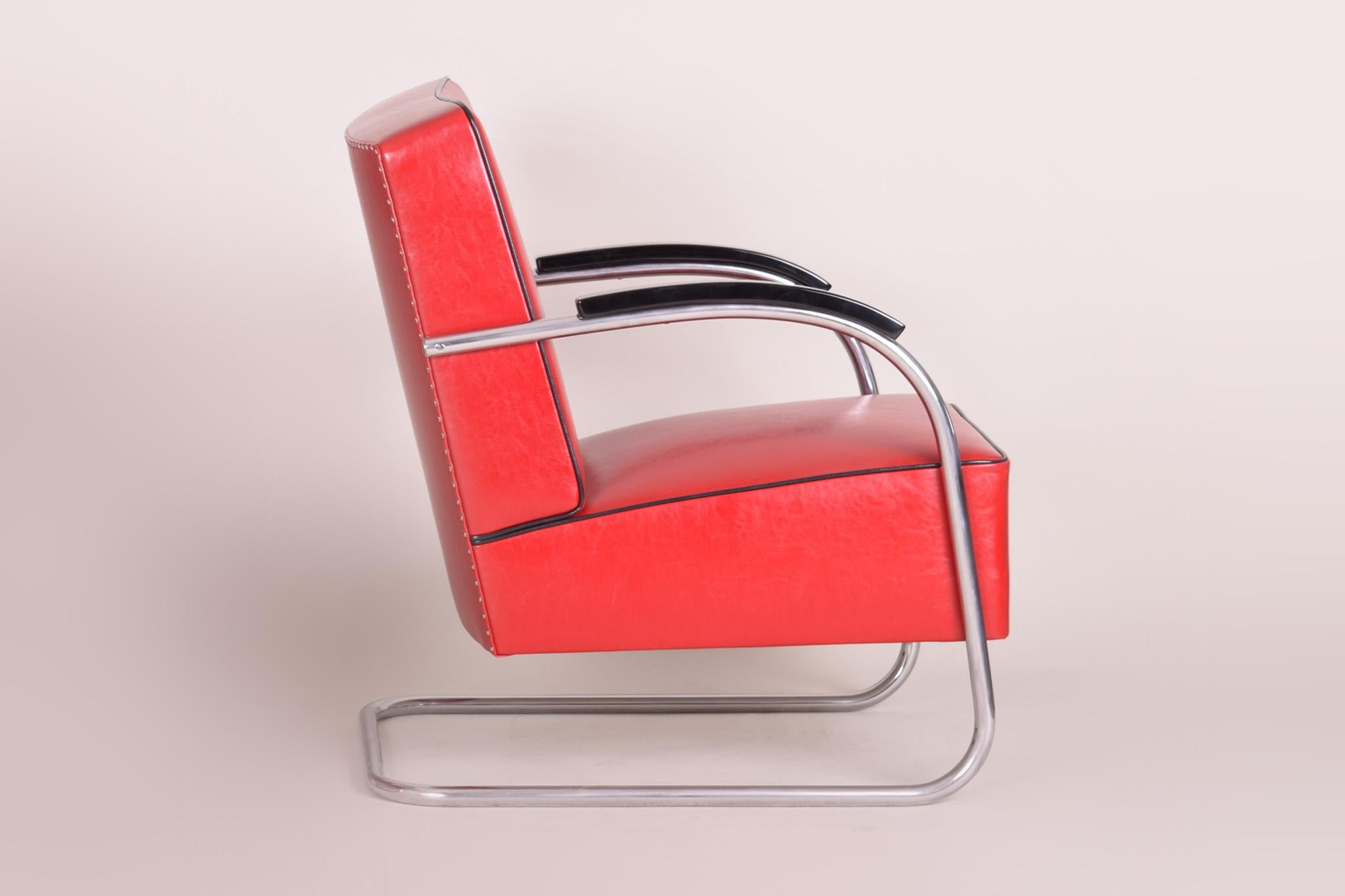 Bauhaus Red Tubular Steel Cantilever Chrome Armchair, High Quality Leather, 1930s