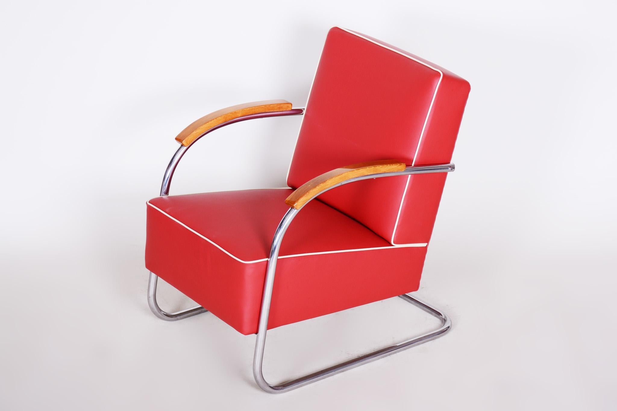 Bauhaus Red Tubular Steel Cantilever Chrome Armchair, High Quality Leather, 1930s For Sale