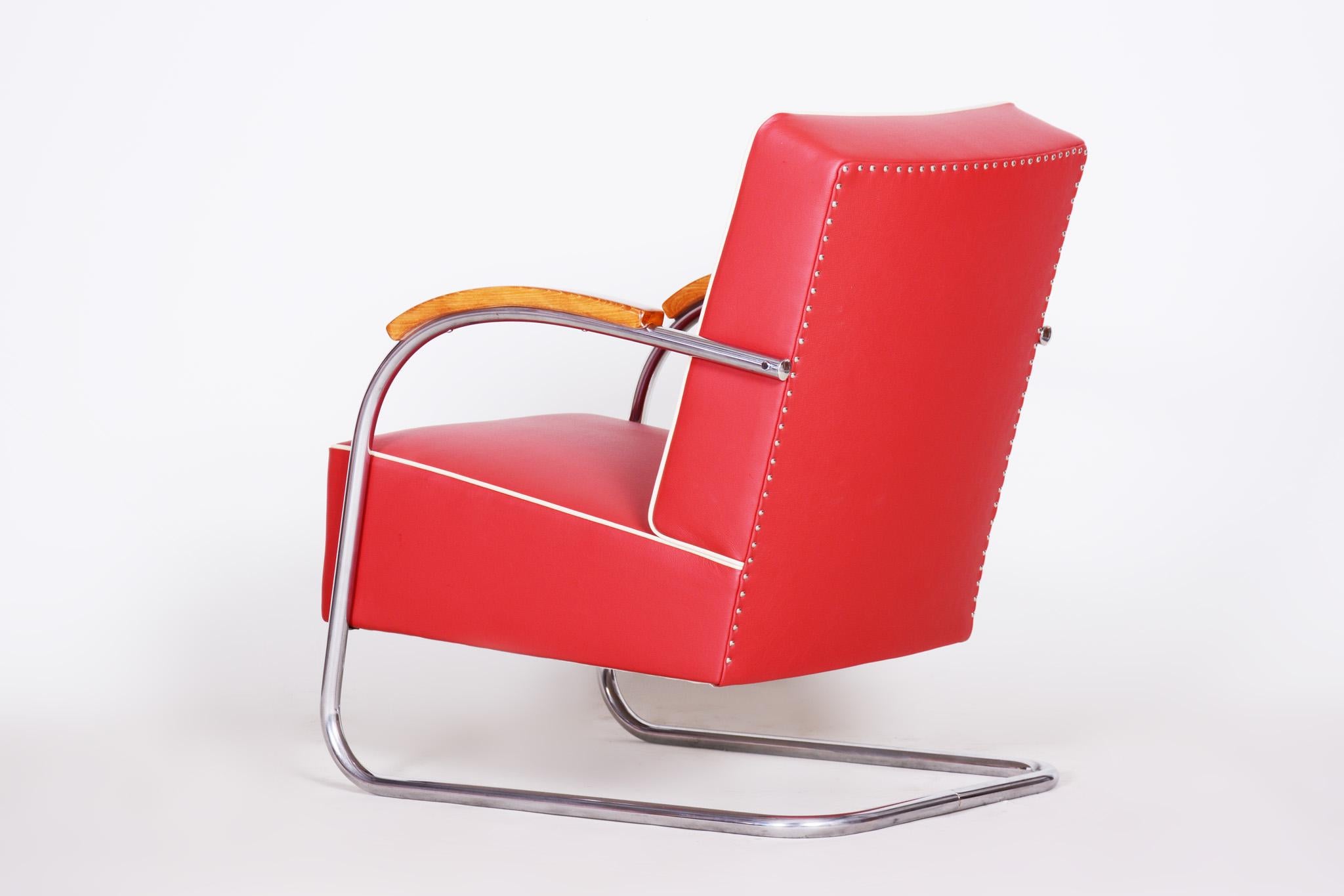Red Tubular Steel Cantilever Chrome Armchair, High Quality Leather, 1930s For Sale 2