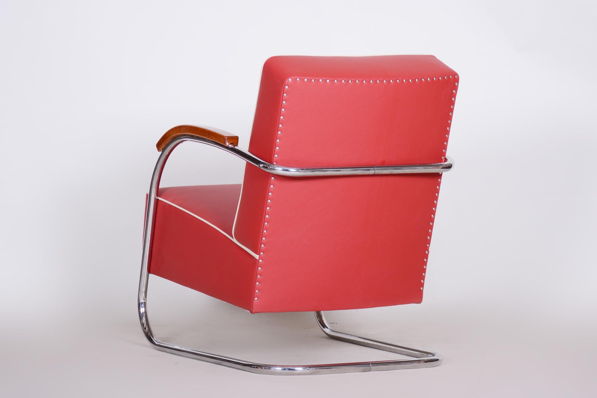 Red Tubular Steel Cantilever Chrome Armchair, High Quality Leather, 1930s For Sale 3