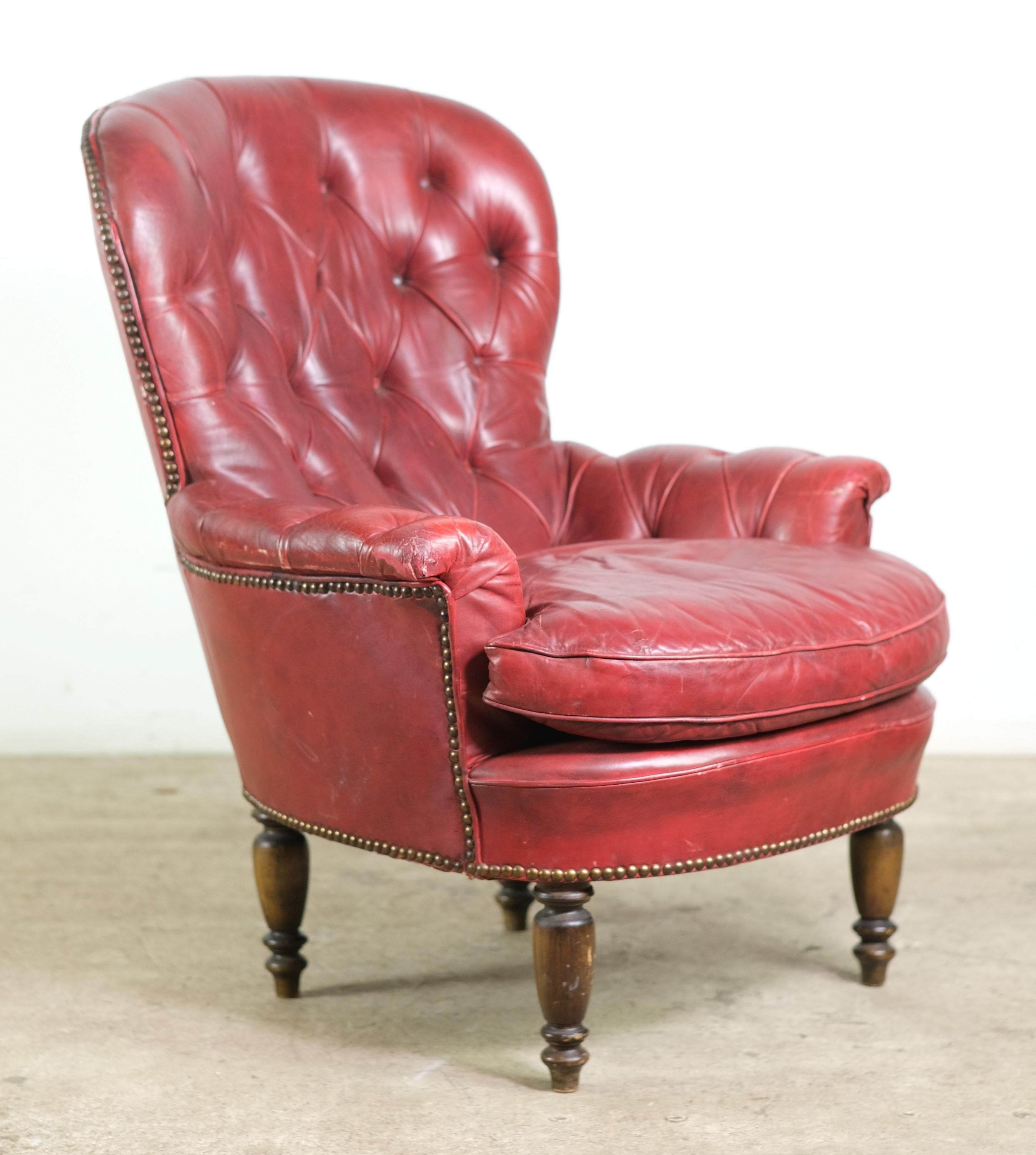 Red Tufted Leather Club Chair Turned Wood Legs Dark Stain In Good Condition In New York, NY