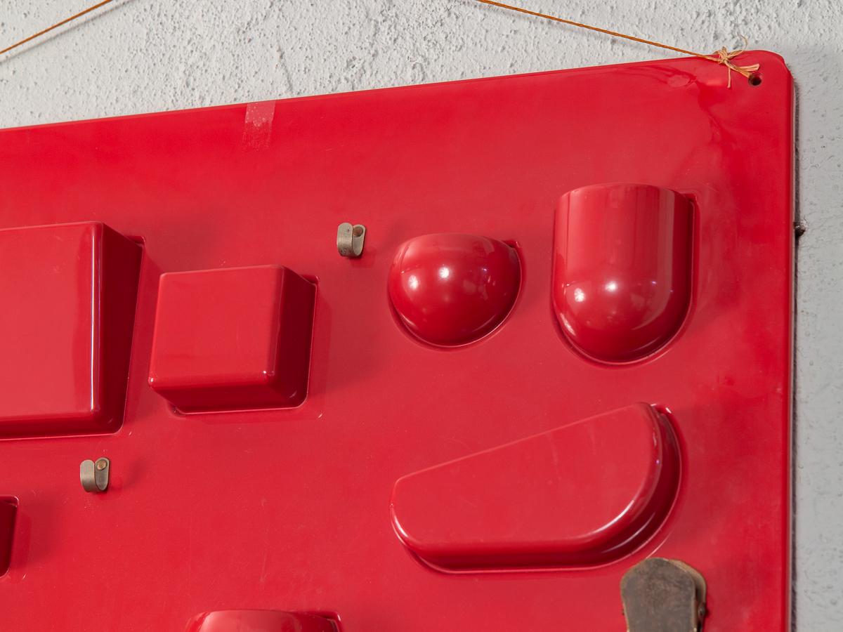 1970s Uten.Silo wall organizer by Dorothee Becker. Brilliant red hue to add a pop of color to any room. An awesome piece to store all the small things that don’t quite have a home. Has been lovingly used, with no cracks. Designed with ABS plastic to