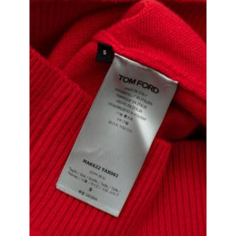 red v-neck cashmere jumper For Sale 3