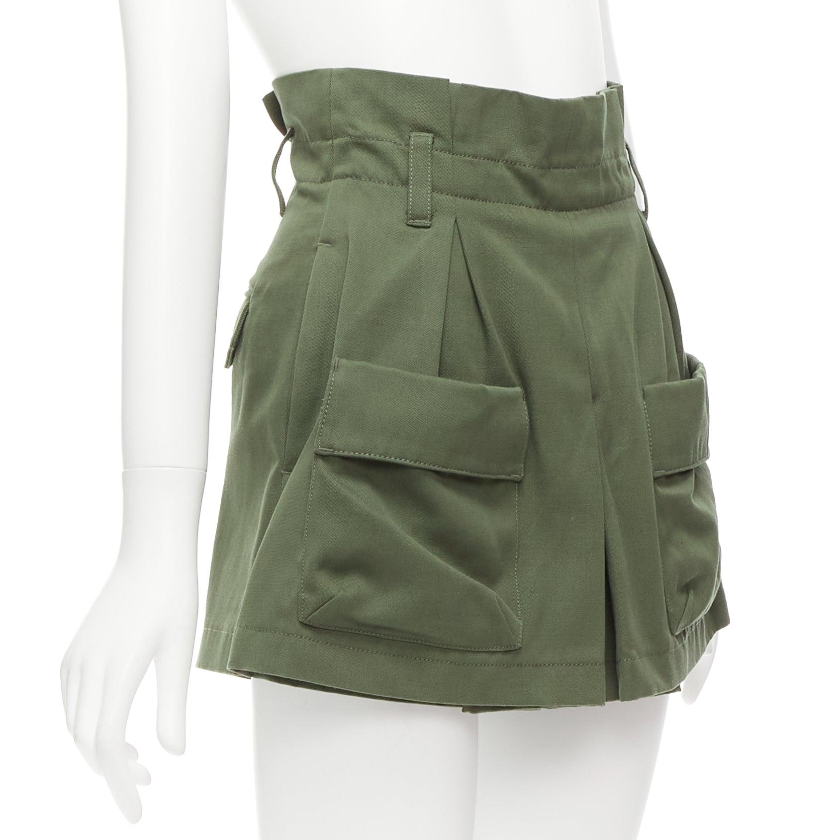 Women's RED VALENTINO 2020 khaki cotton virgin wool high waisted cargp shorts IT36 XXS For Sale
