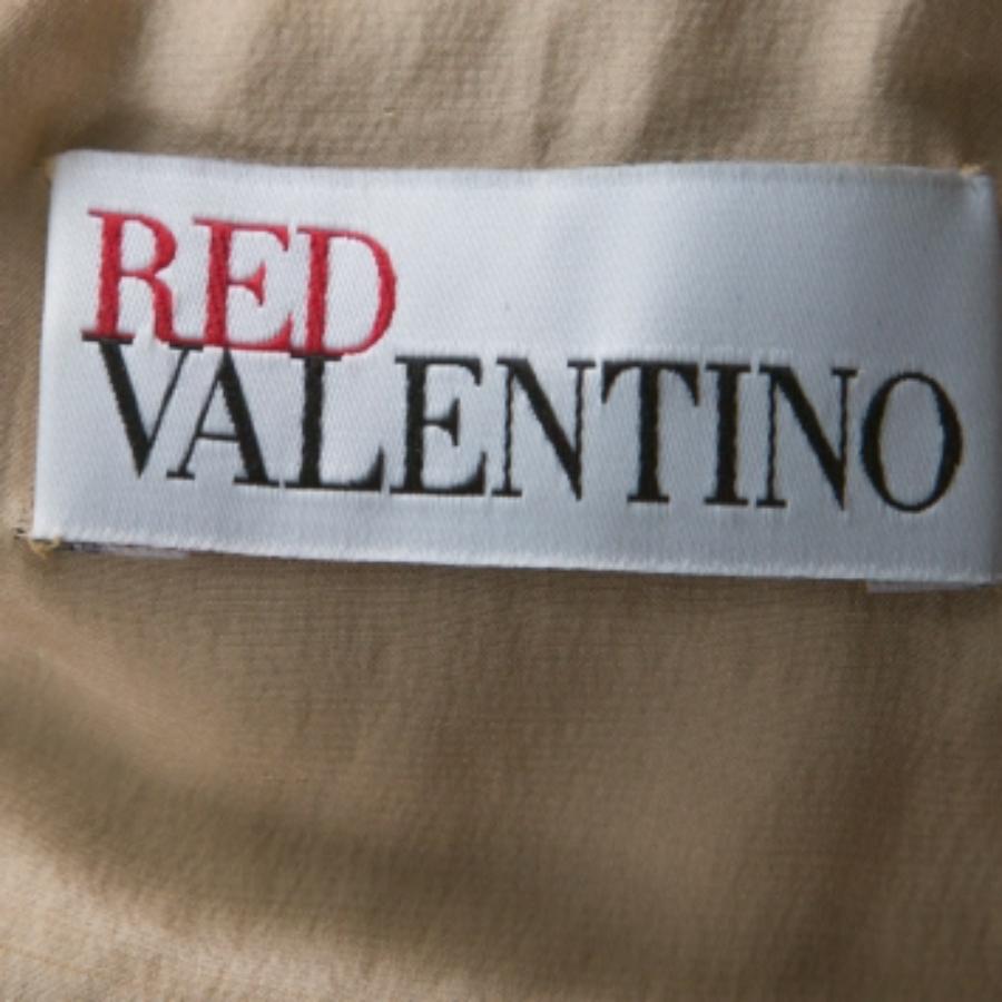 Red Valentino Vestido corto negro de encaje con cuentas y detalle de volantes de seda L en Bueno estado para la venta en Dubai, Al Qouz 2