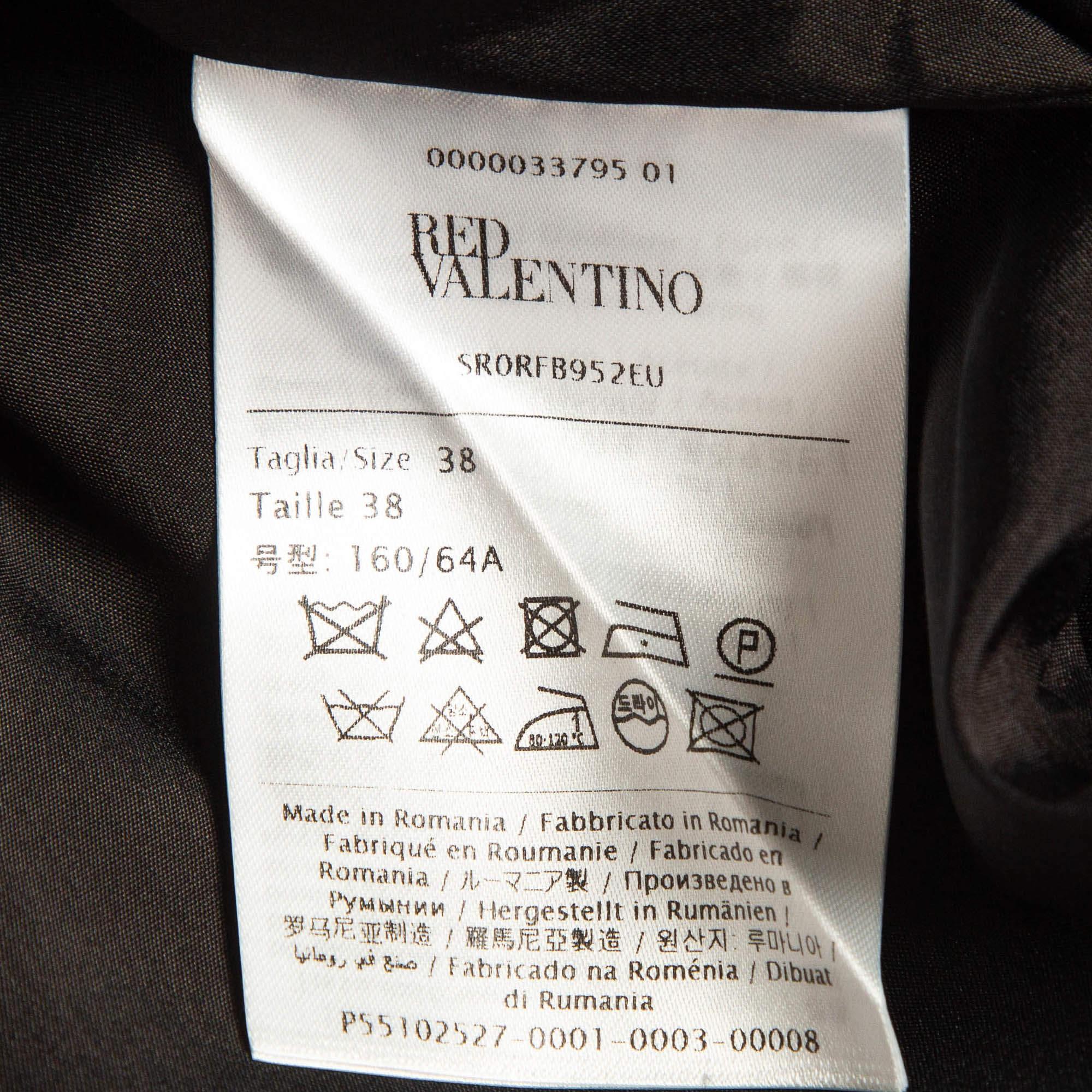RED Valentino Pantaloncini neri in crepe con dettaglio increspato S in vendita 1