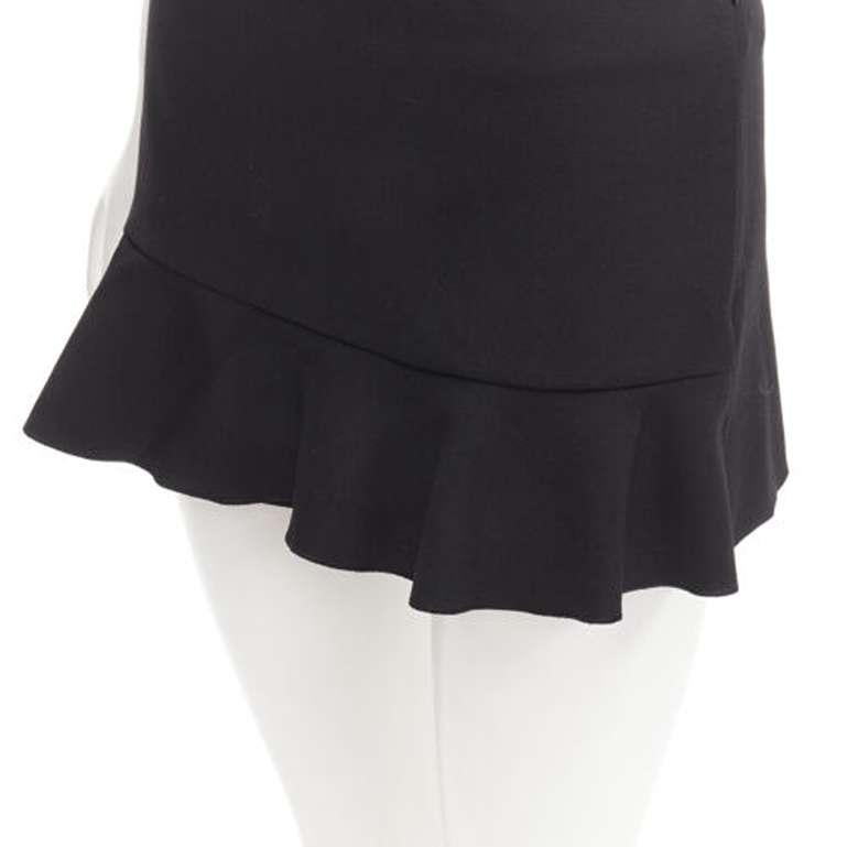 RED VALENTINO black frilly ruffle hem mid rise shorts skirts skorts IT38 XS
Reference: AAWC/A00366
Brand: Red Valentino
Material: Polyester, Blend
Color: Black
Pattern: Solid
Closure: Zip
Made in: Romania

CONDITION:
Condition: Excellent, this item