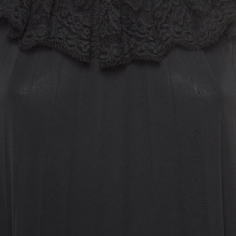 RED Valentino Mini Abito XS in jersey plissettato e con bordi in pizzo In condizioni ottime in vendita a Dubai, Al Qouz 2