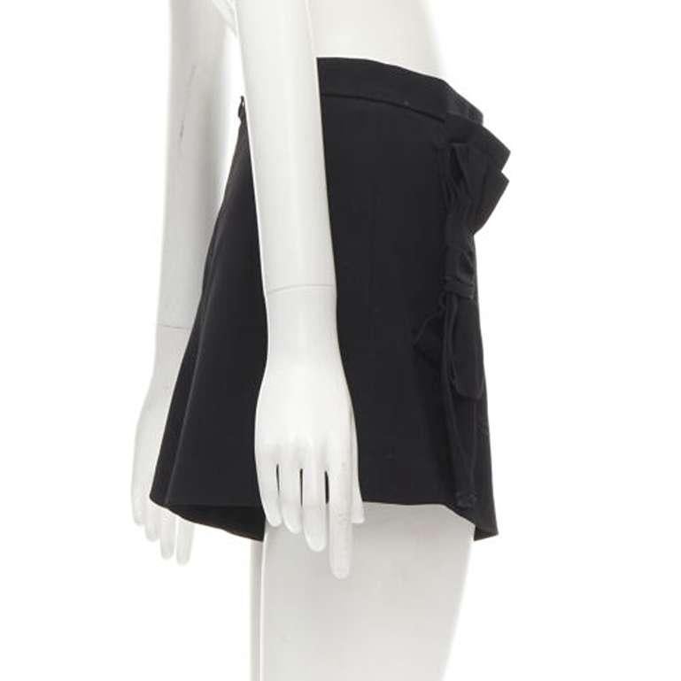 Women's RED VALENTINO black viscose virgin wool XL bow high waist shorts IT38 XS For Sale