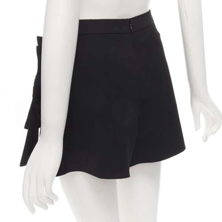 RED VALENTINO black viscose virgin wool XL bow high waist shorts IT38 XS For Sale 3