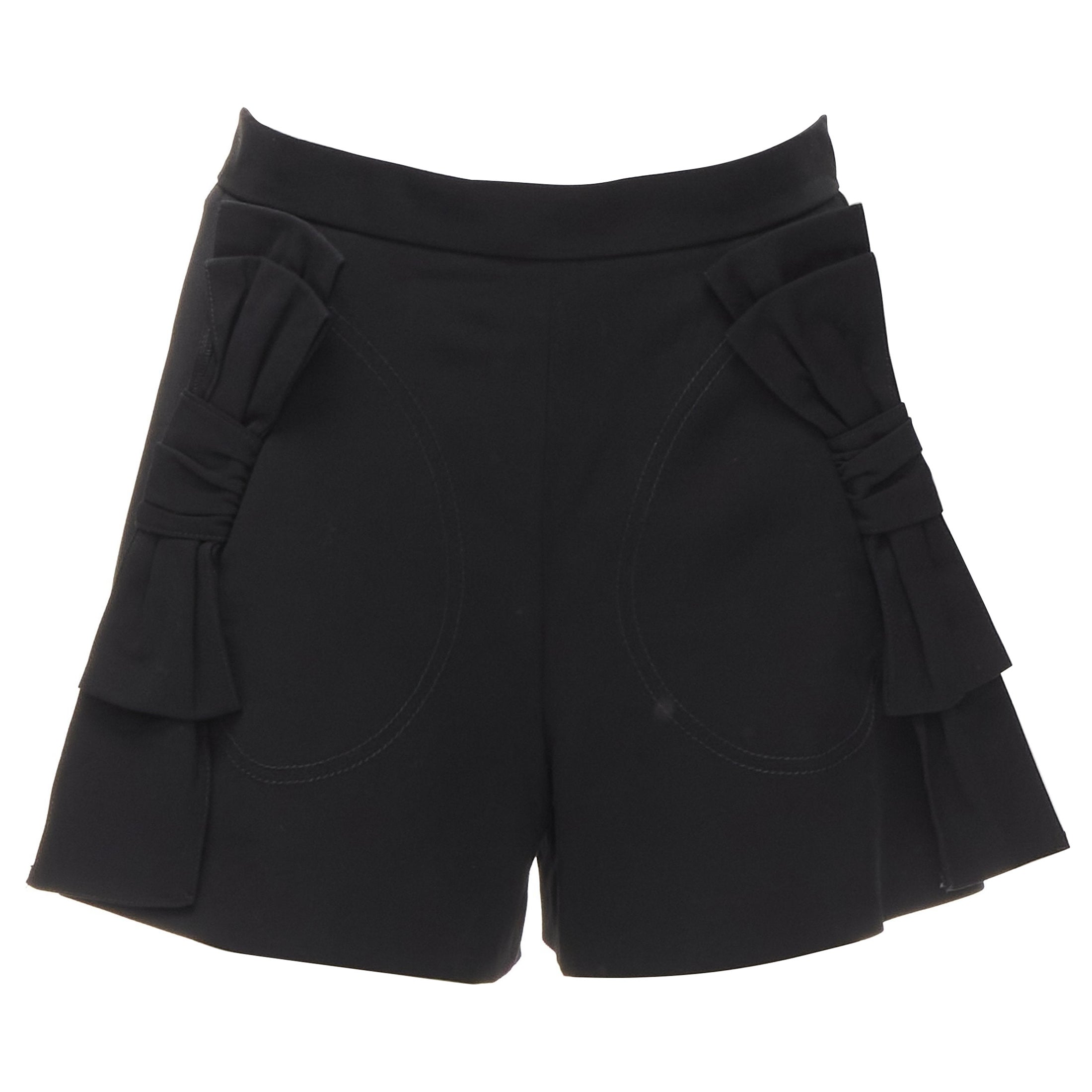 RED VALENTINO pantaloncini neri in viscosa e lana vergine con fiocco XL a vita alta IT38 XS in vendita