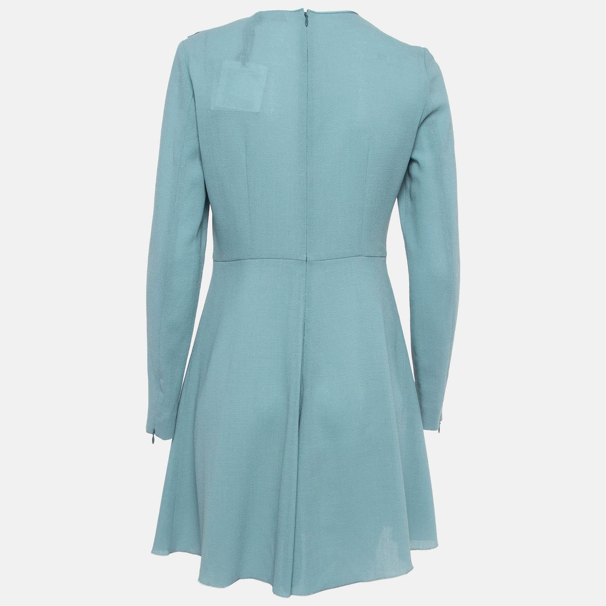Experience the joy of expert tailoring with this designer dress for women. Meticulously made, it offers a flawless fit and luxe details, ensuring unmatched comfort. This beautiful creation will elevate your style effortlessly.