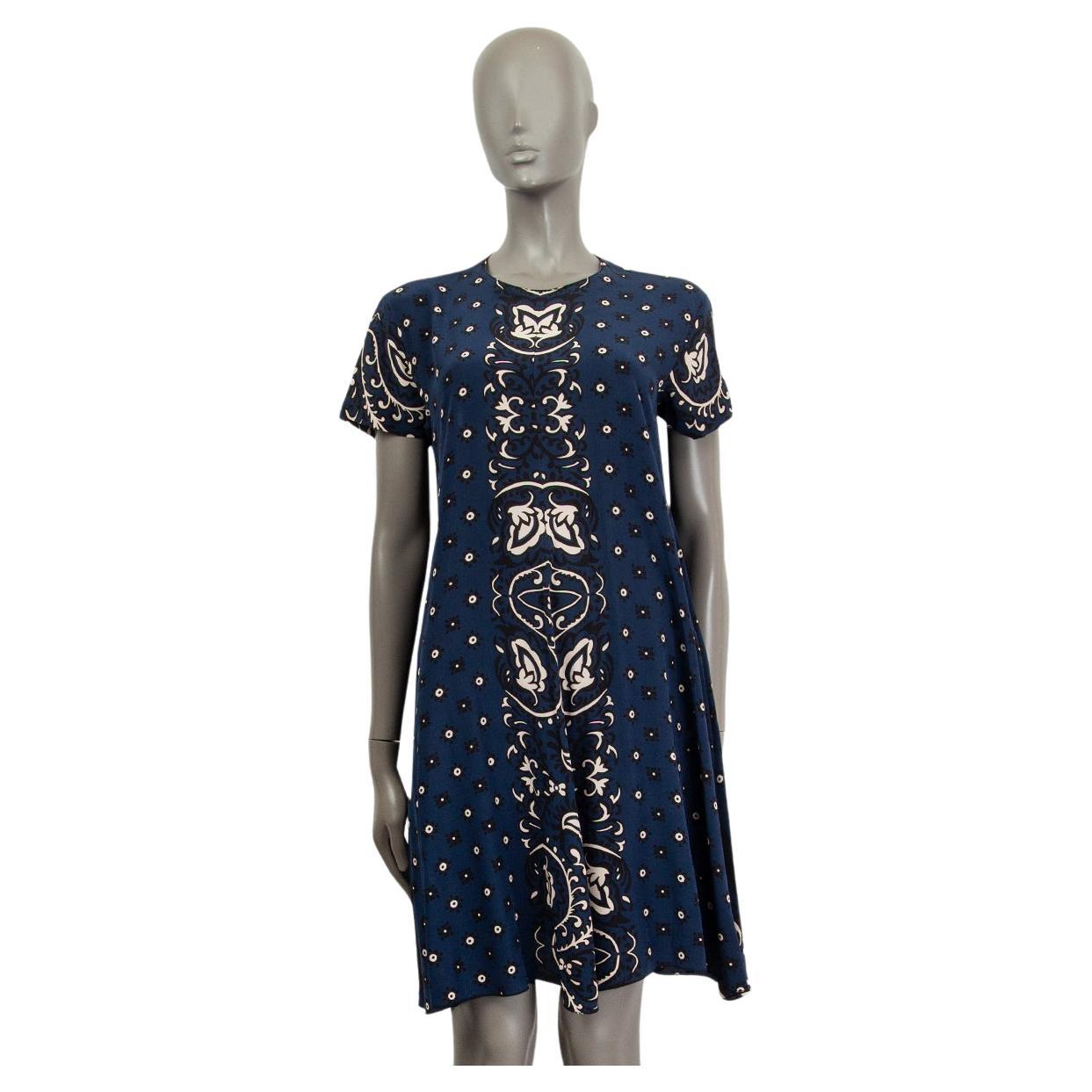 RED VALENTINO blue silk BANDANA PRINT SHORT SLEEVE SHIFT Dress 44 L For Sale