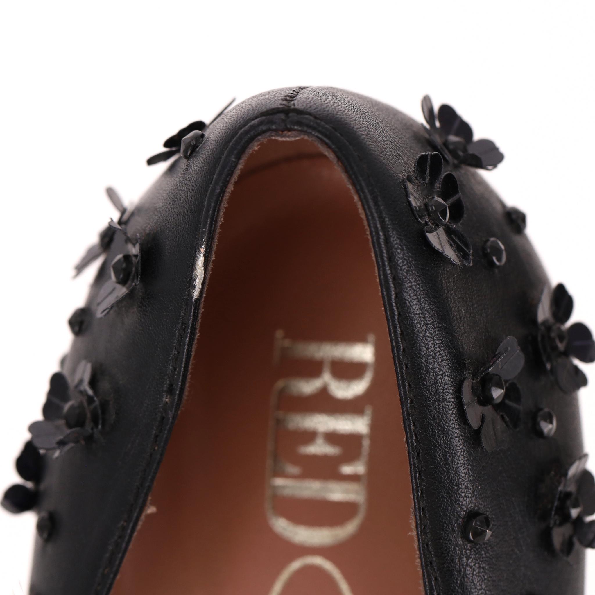 Rote Valentino Blume verschönert Leder Peep-Toe Heels im Angebot 4