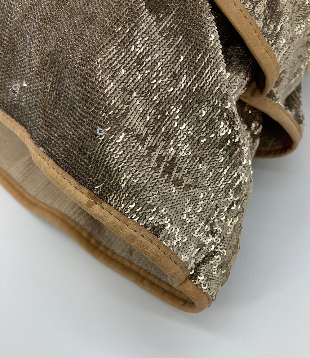 Valentino rouge - Fourre-tout à volants à sequins dorés en vente 5