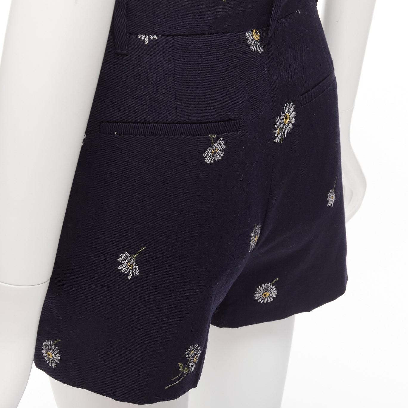 RED VALENTINO navy Baumwolle Gänseblümchen Blumendruck hoch taillierte Shorts IT36 S im Angebot 4
